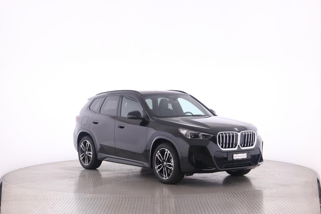 BMW X1 23i xDrive paddles-image-2