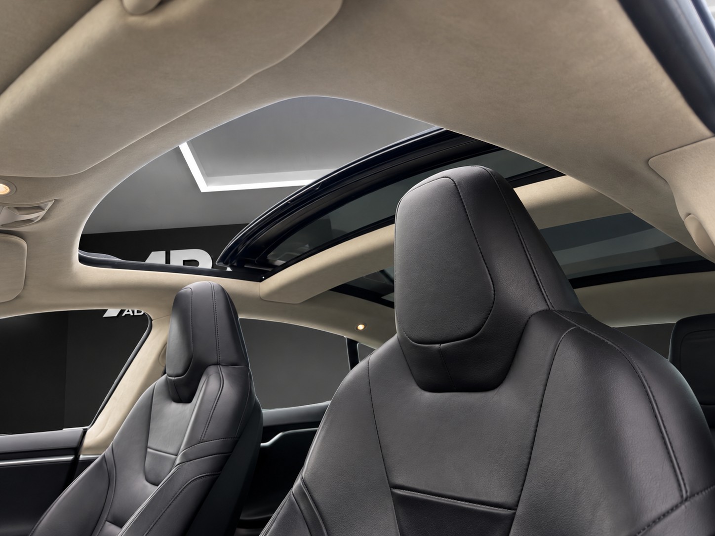 TESLA Model S 85 D 4x4 mit 525 PS-image-11