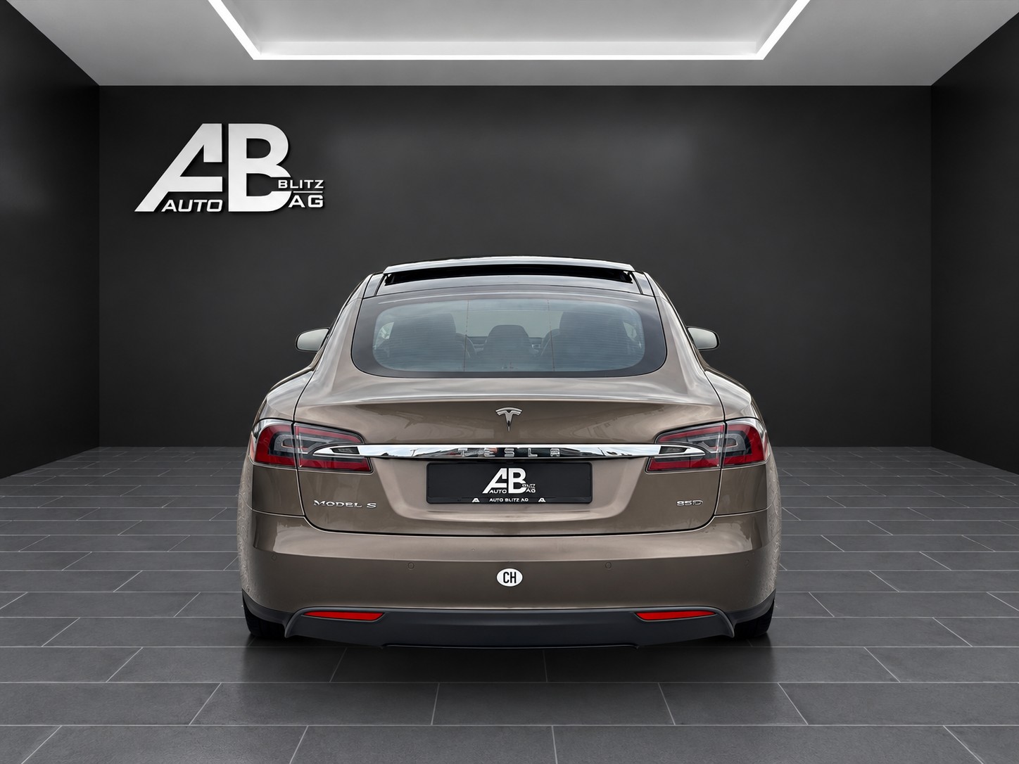 TESLA Model S 85 D 4x4 mit 525 PS-image-3