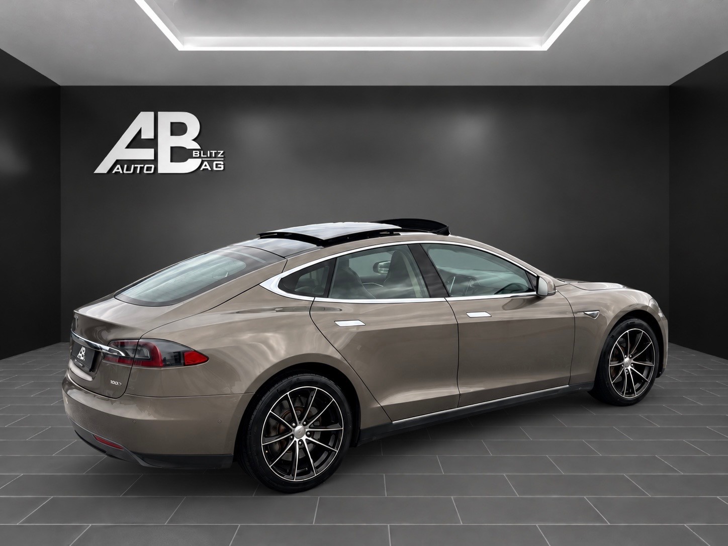 TESLA Model S 85 D 4x4 mit 525 PS-image-4