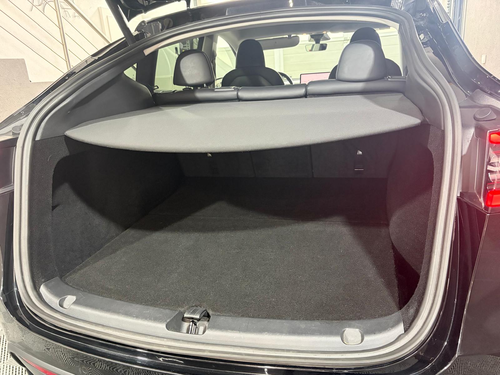 TESLA Model Y Performance - Attelage - AHK - Autopilot amélioré-image-20