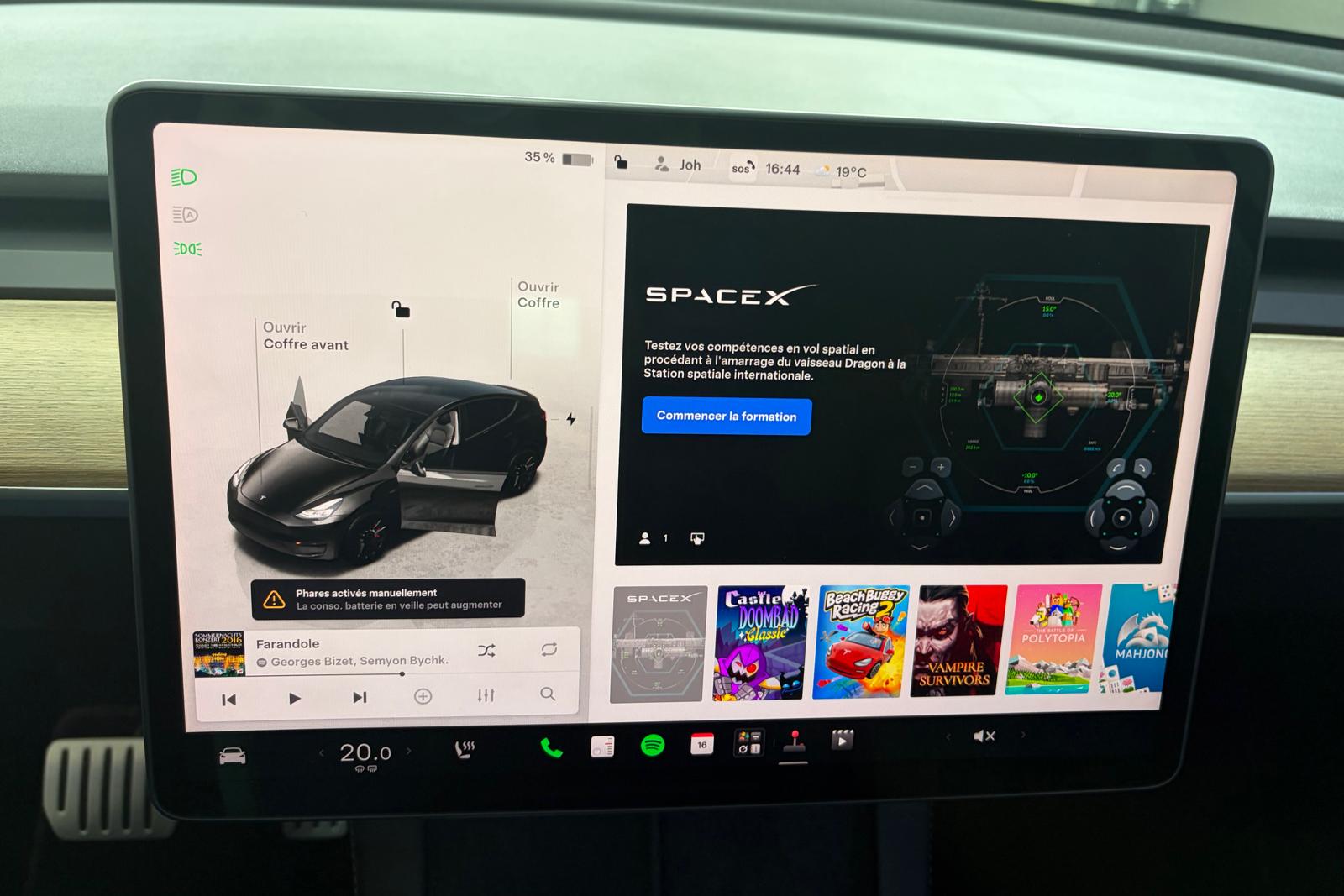TESLA Model Y Performance - Attelage - AHK - Autopilot amélioré-image-18
