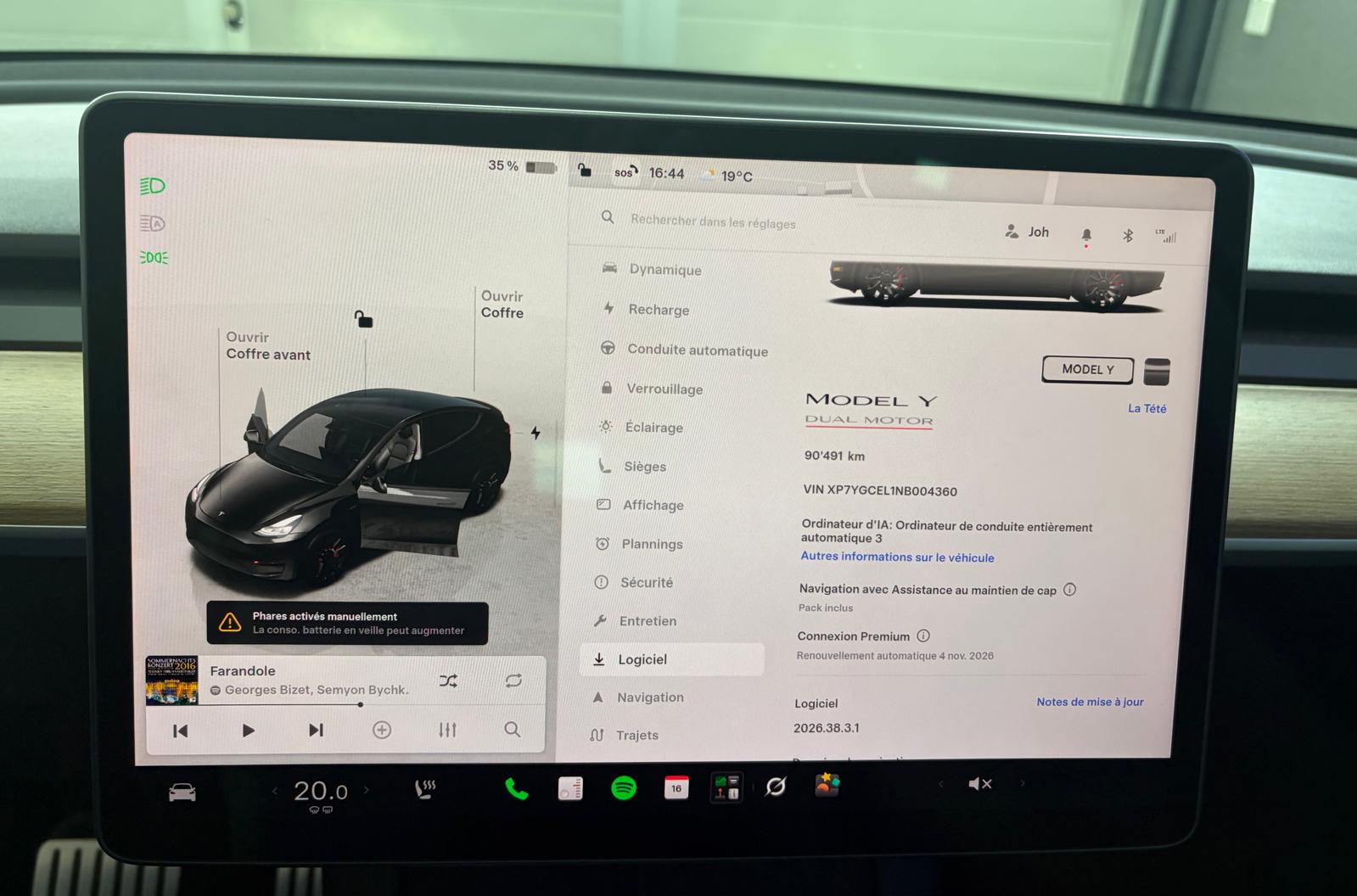 TESLA Model Y Performance - Attelage - AHK - Autopilot amélioré-image-15