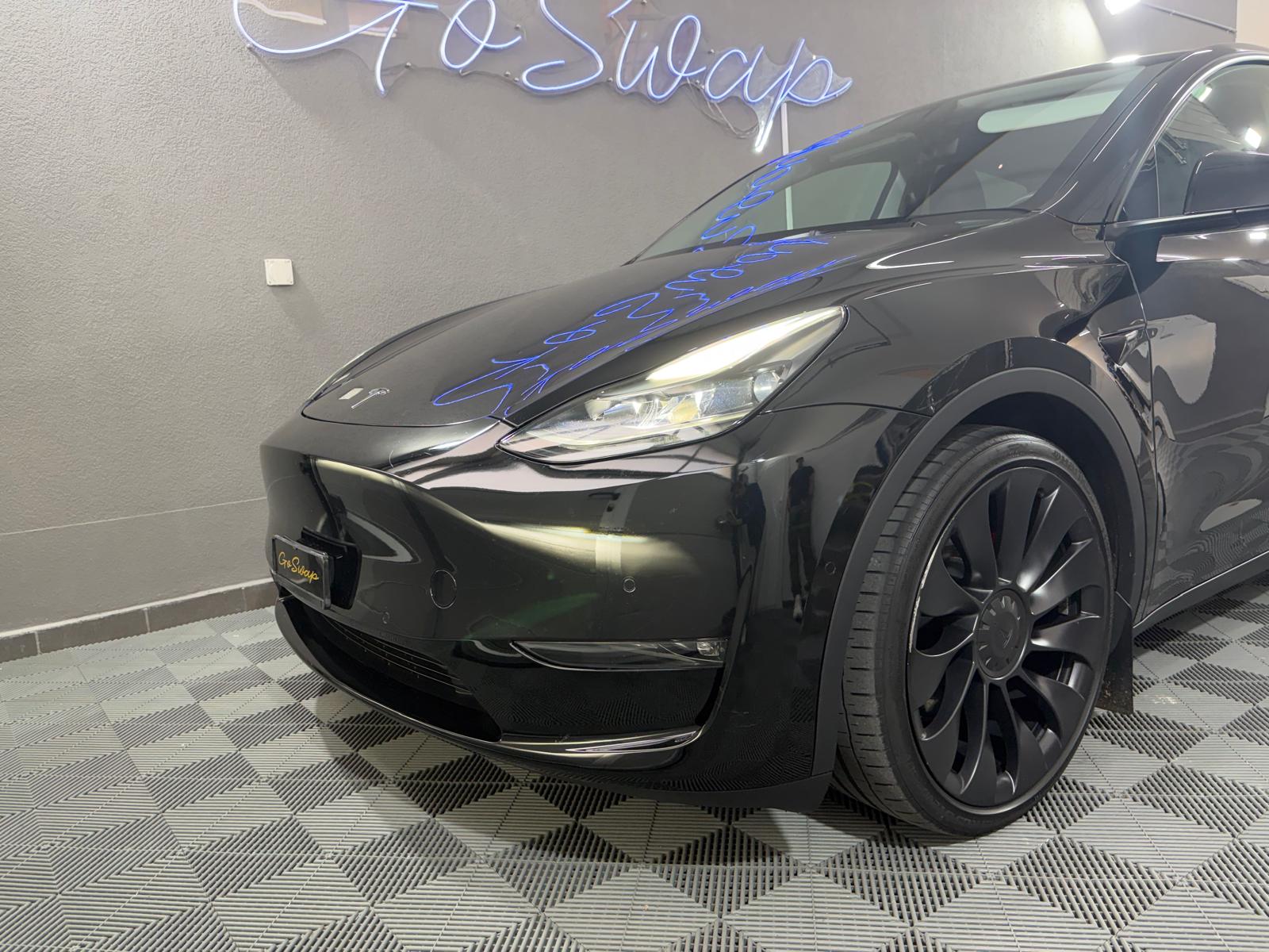 TESLA Model Y Performance - Attelage - AHK - Autopilot amélioré-image-1
