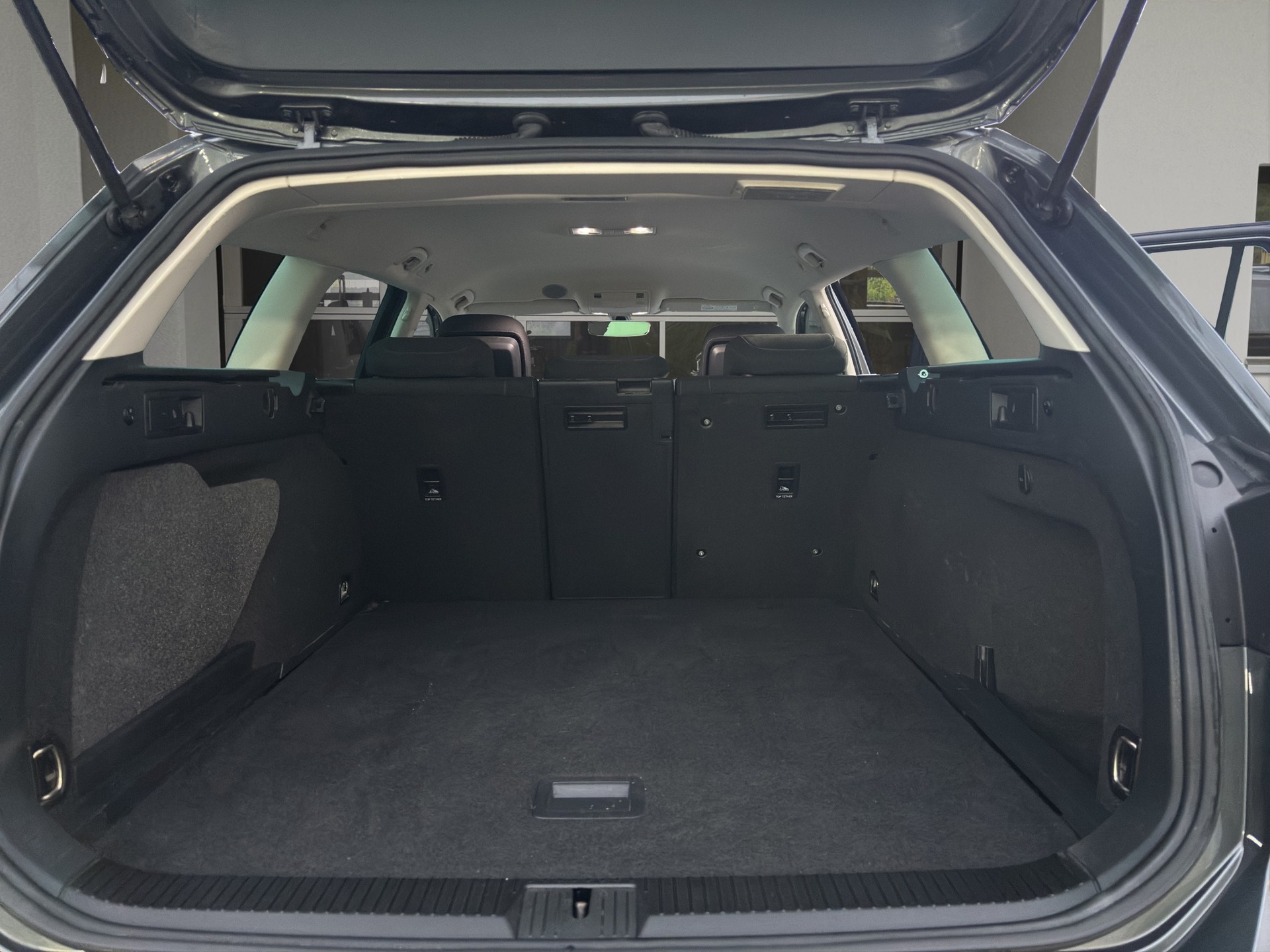 VW Passat 2.0 TDI BMT Comfortline DSG 4Motion-image-11