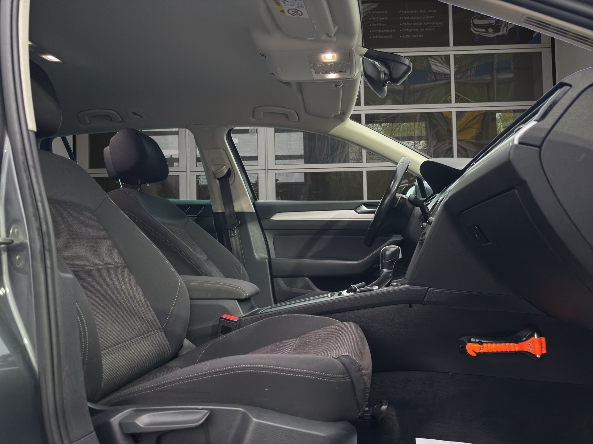 VW Passat 2.0 TDI BMT Comfortline DSG 4Motion-image-14