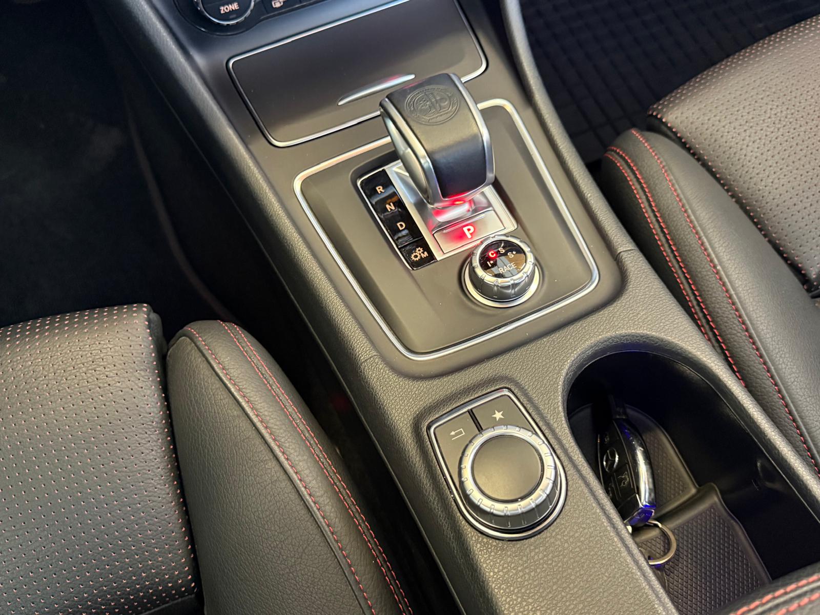 MERCEDES-BENZ GLA 45 AMG 4Matic 7G-DCT-image-23