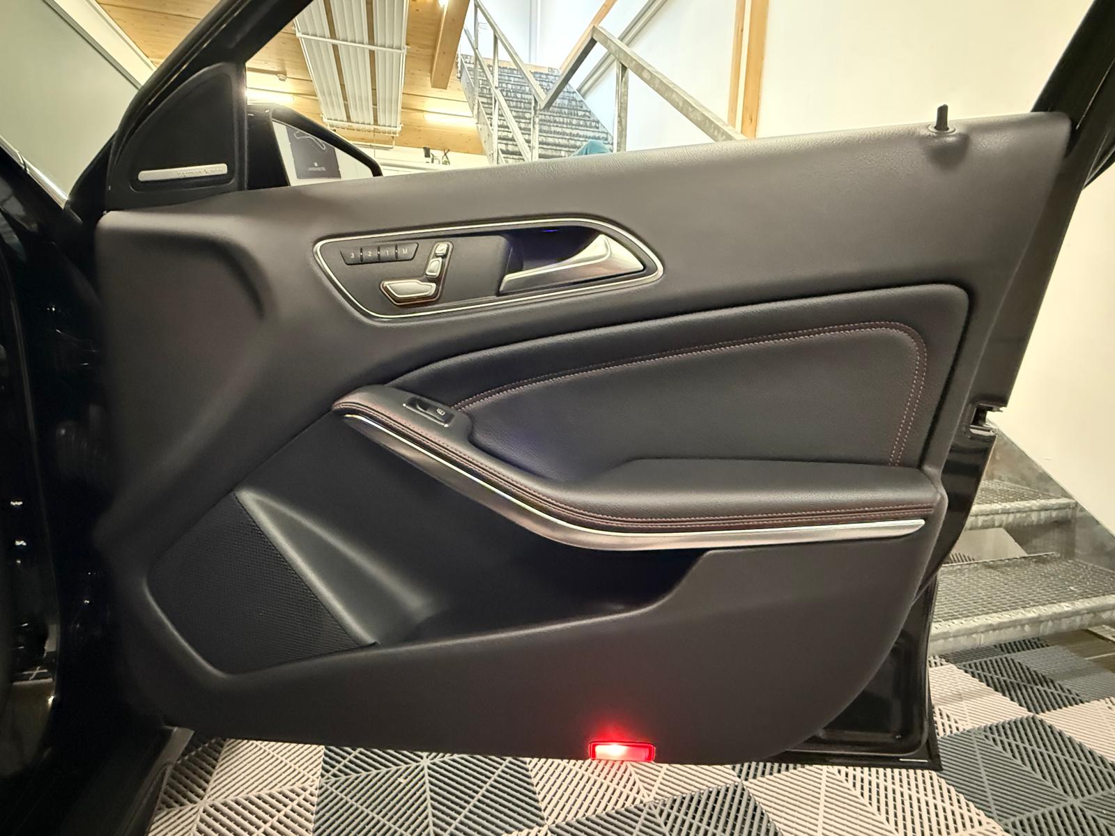 MERCEDES-BENZ GLA 45 AMG 4Matic 7G-DCT-image-26