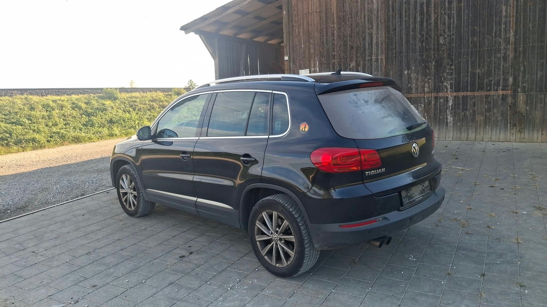 VW Tiguan 2.0 TDI BlueMotion Track&Field 4Motion-image-7