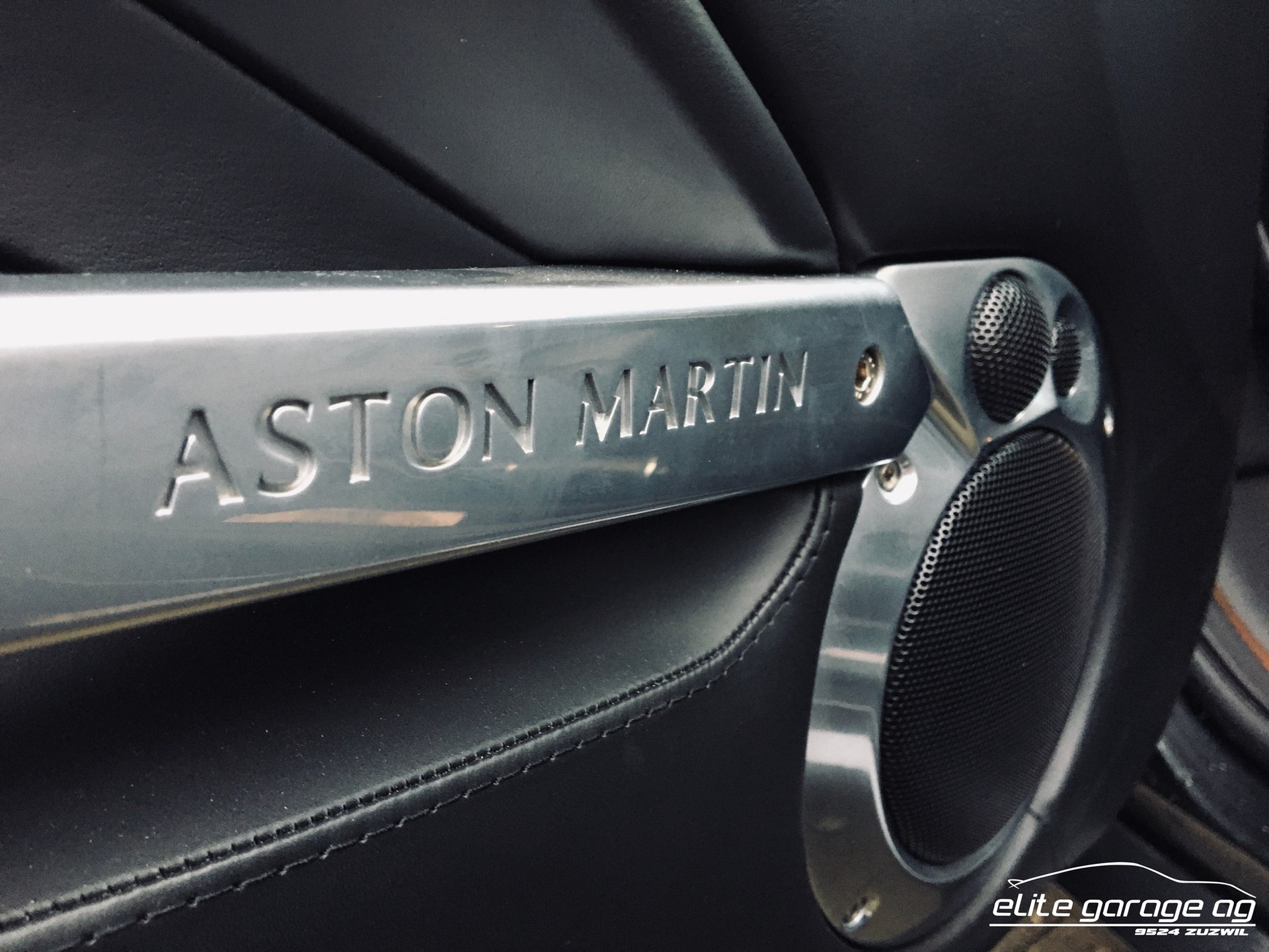 ASTON MARTIN Vanquish V12 S 5.9-48-image-15