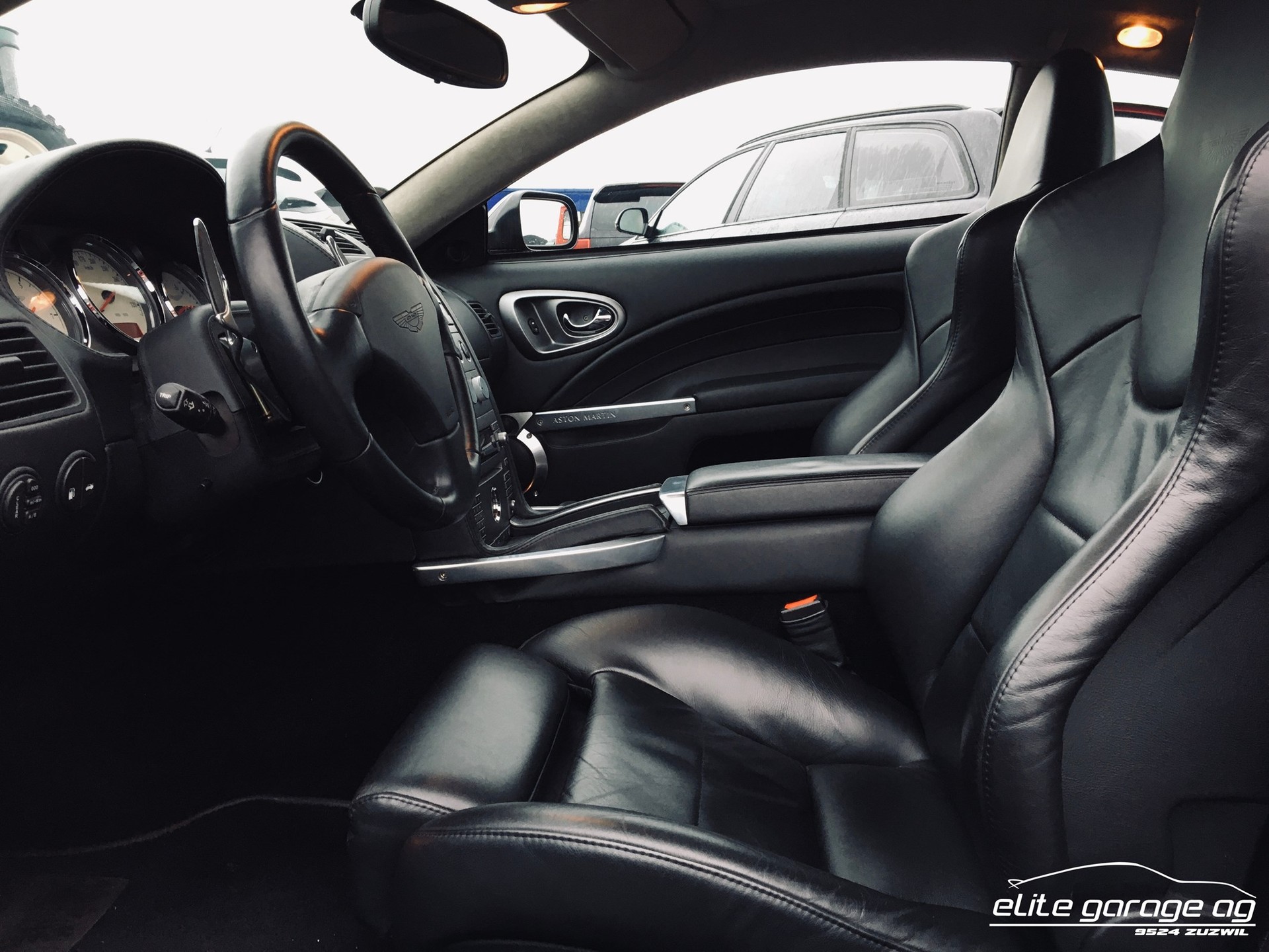 ASTON MARTIN Vanquish V12 S 5.9-48-image-10