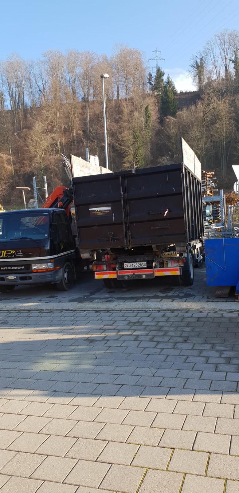 ISUZU NPR 75 - P 75 H-image-1