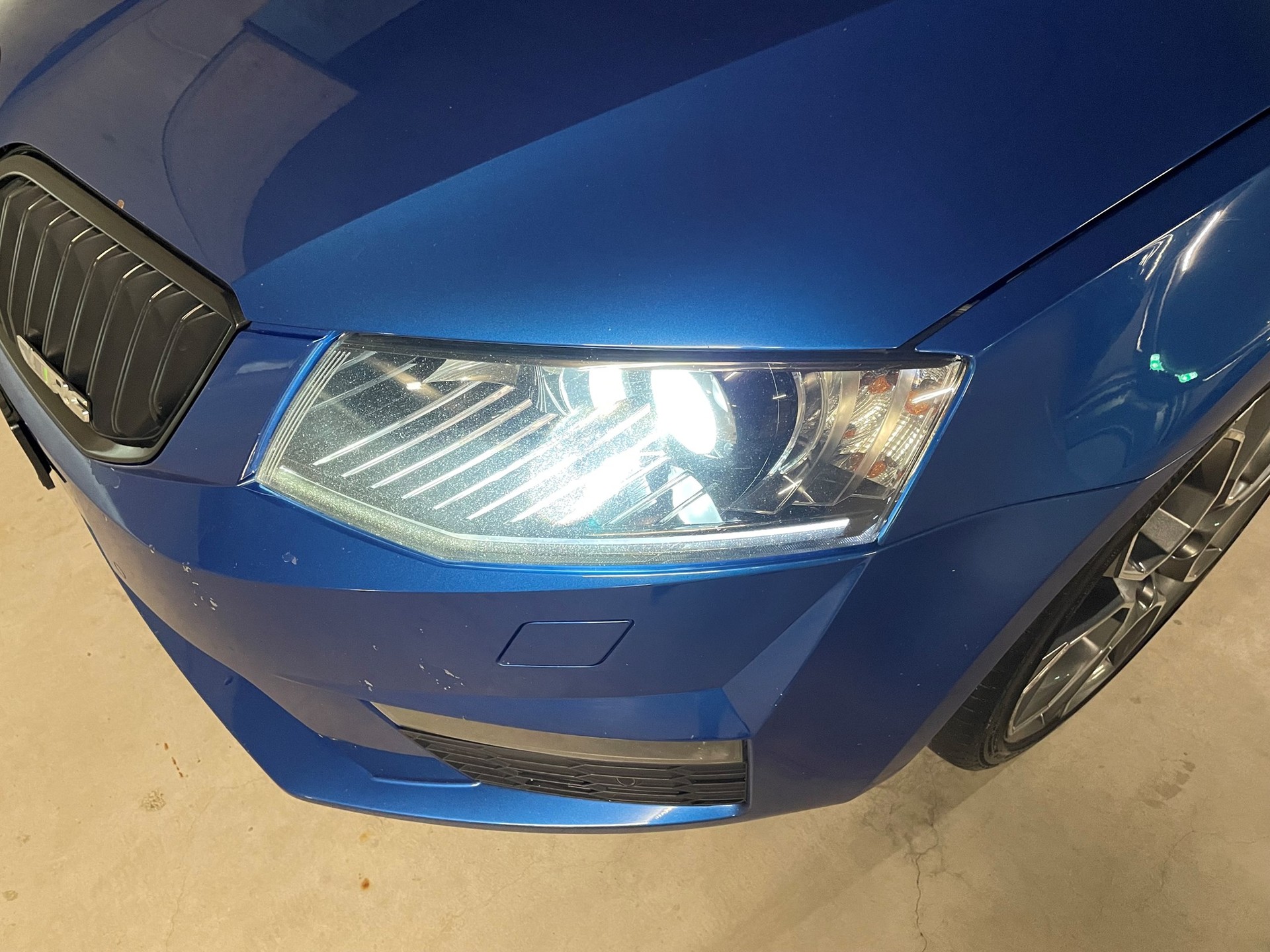 SKODA Octavia Combi 2.0 TDI RS DSG-image-15