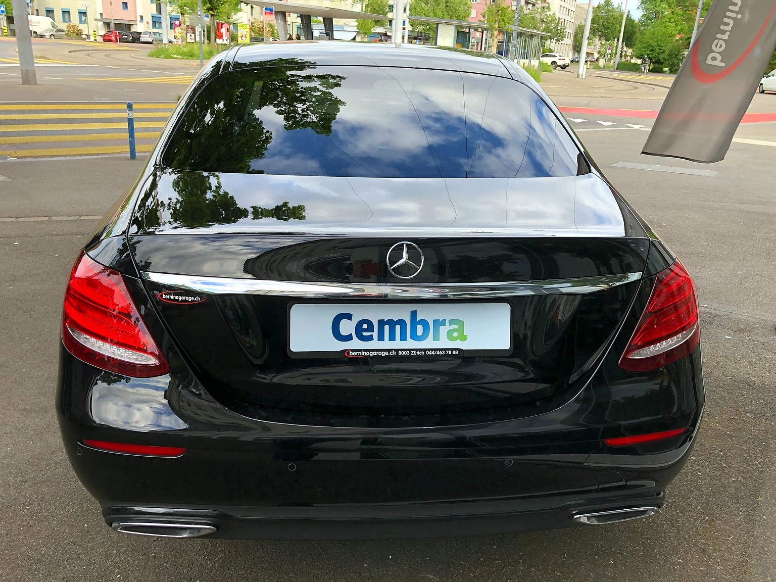 MERCEDES-BENZ E 200 Avantgarde 4Matic 9G-Tronic-image-2