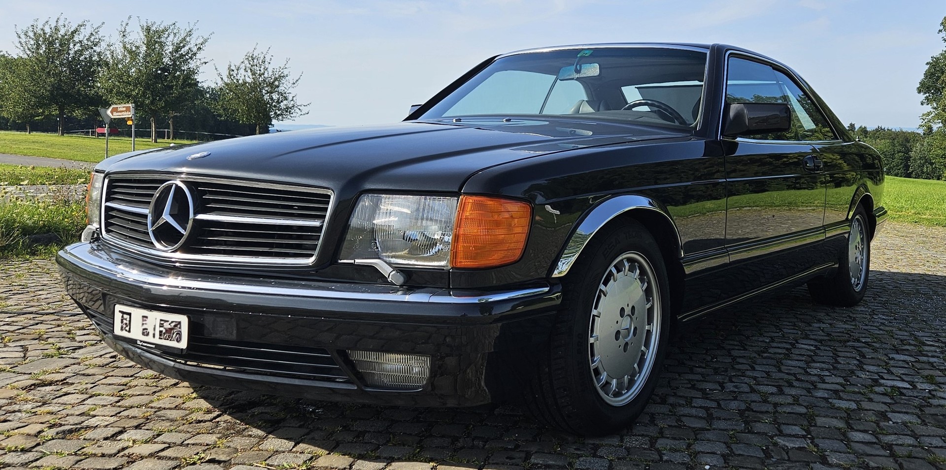 MERCEDES-BENZ SEC 560-image-0