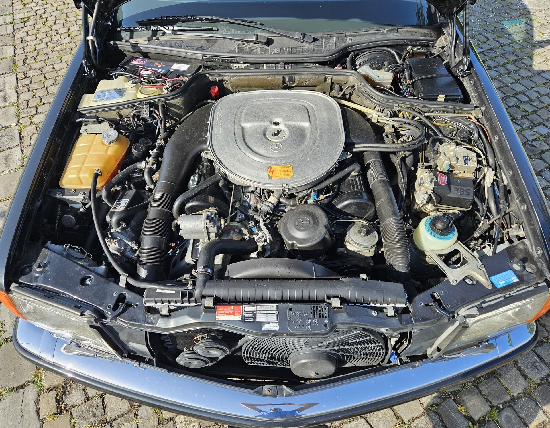 MERCEDES-BENZ SEC 560-image-11