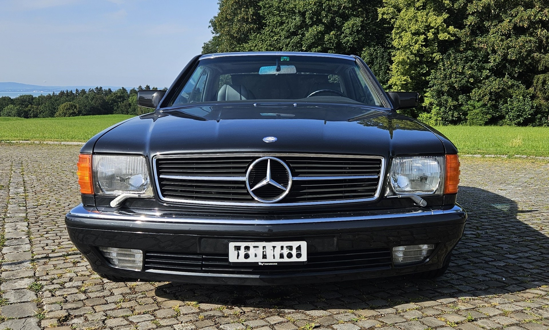 MERCEDES-BENZ SEC 560-image-1