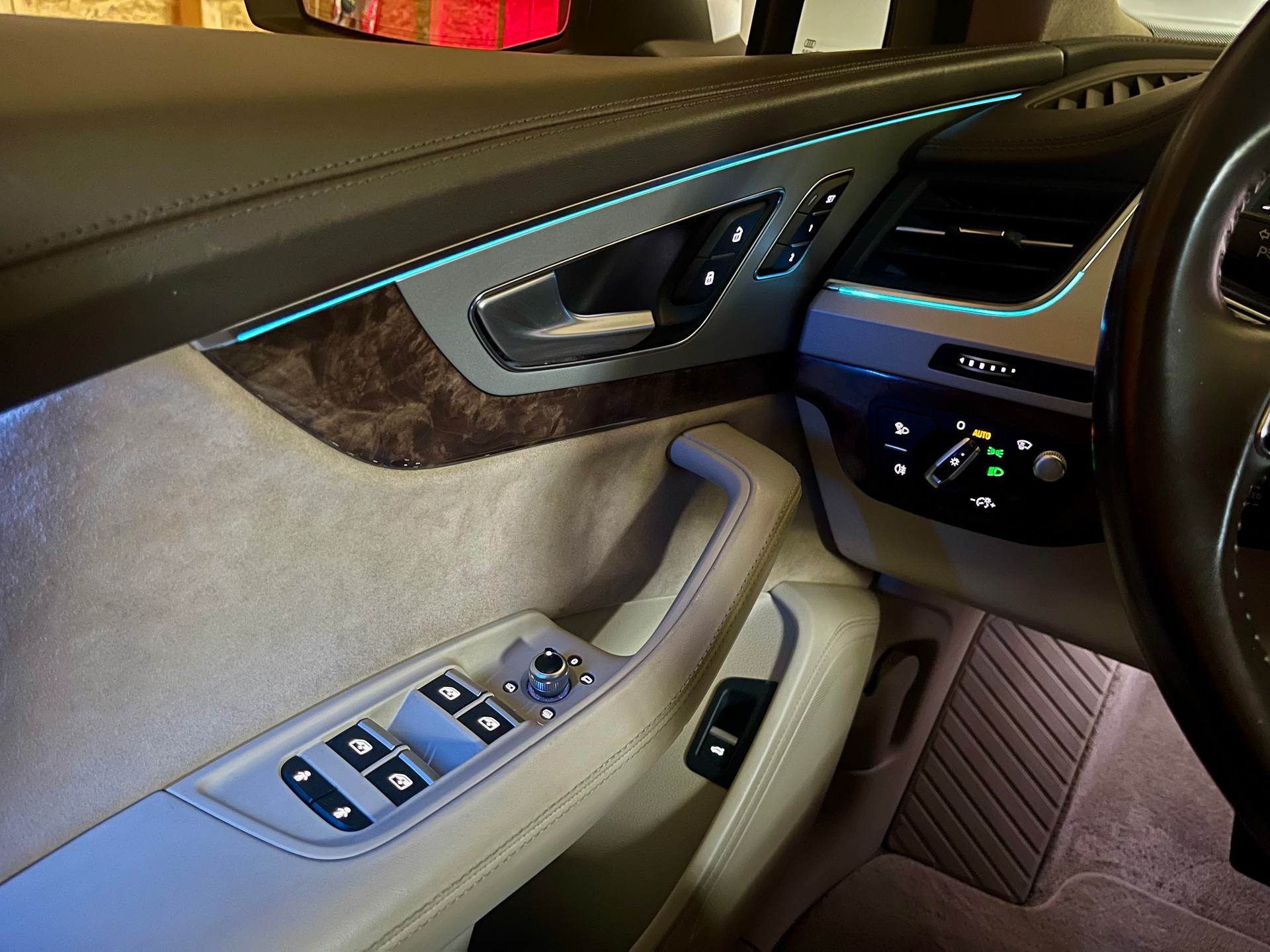 AUDI Q7 3.0 TDI quattro tiptronic, Hybrid-image-4