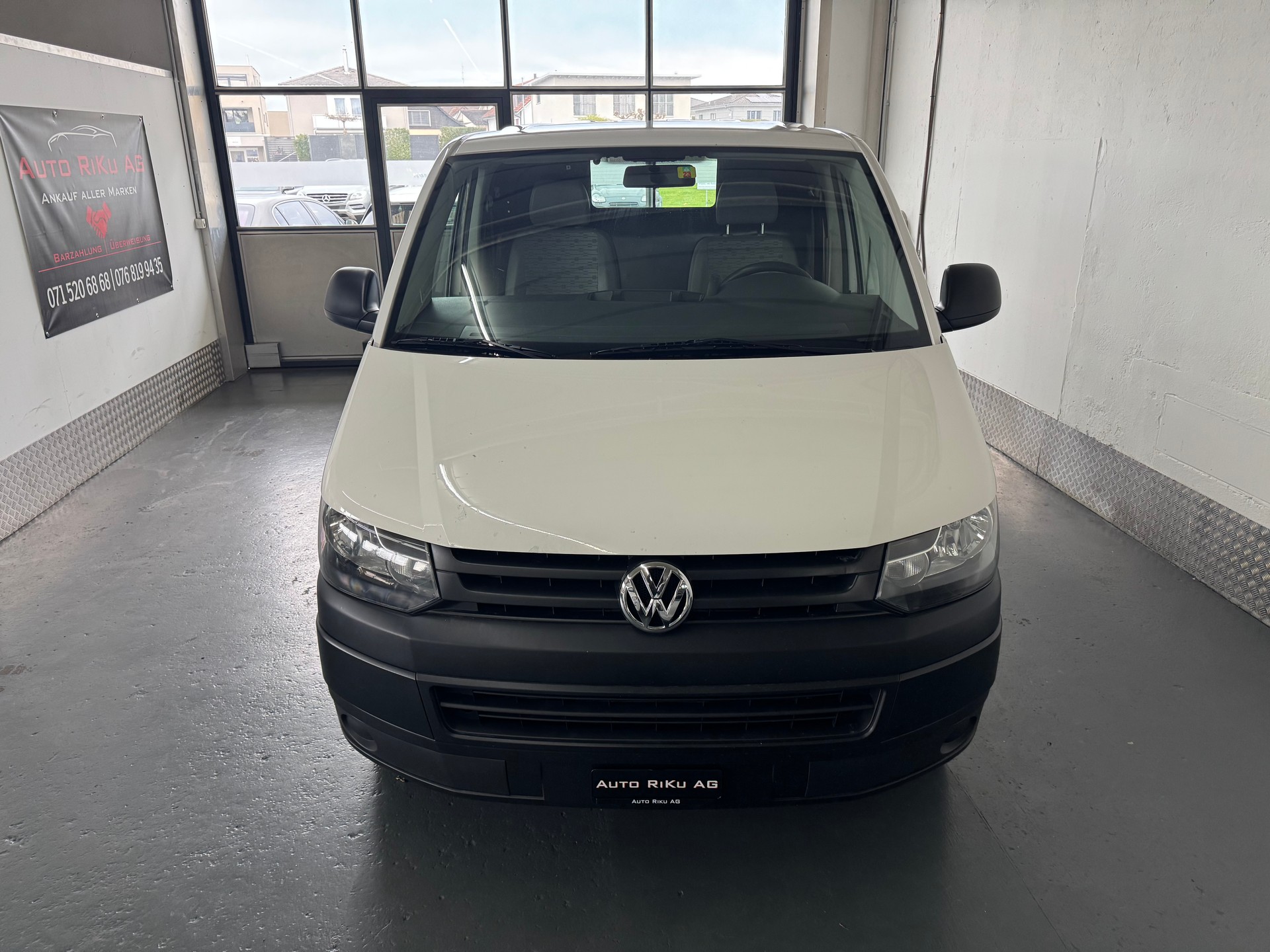 VW T5 2.0 Bi-TDI 4Motion DSG-image-2