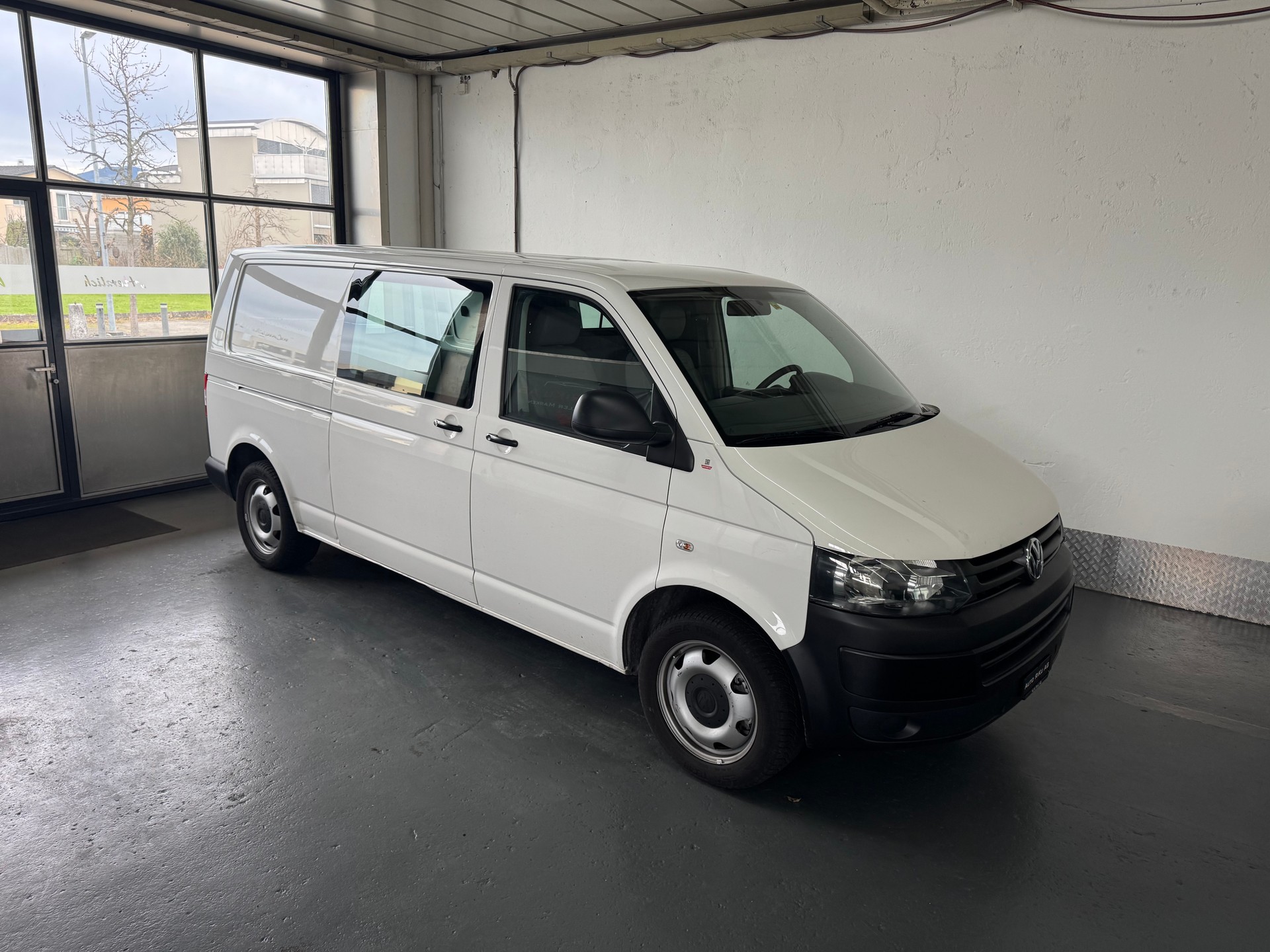 VW T5 2.0 Bi-TDI 4Motion DSG-image-0