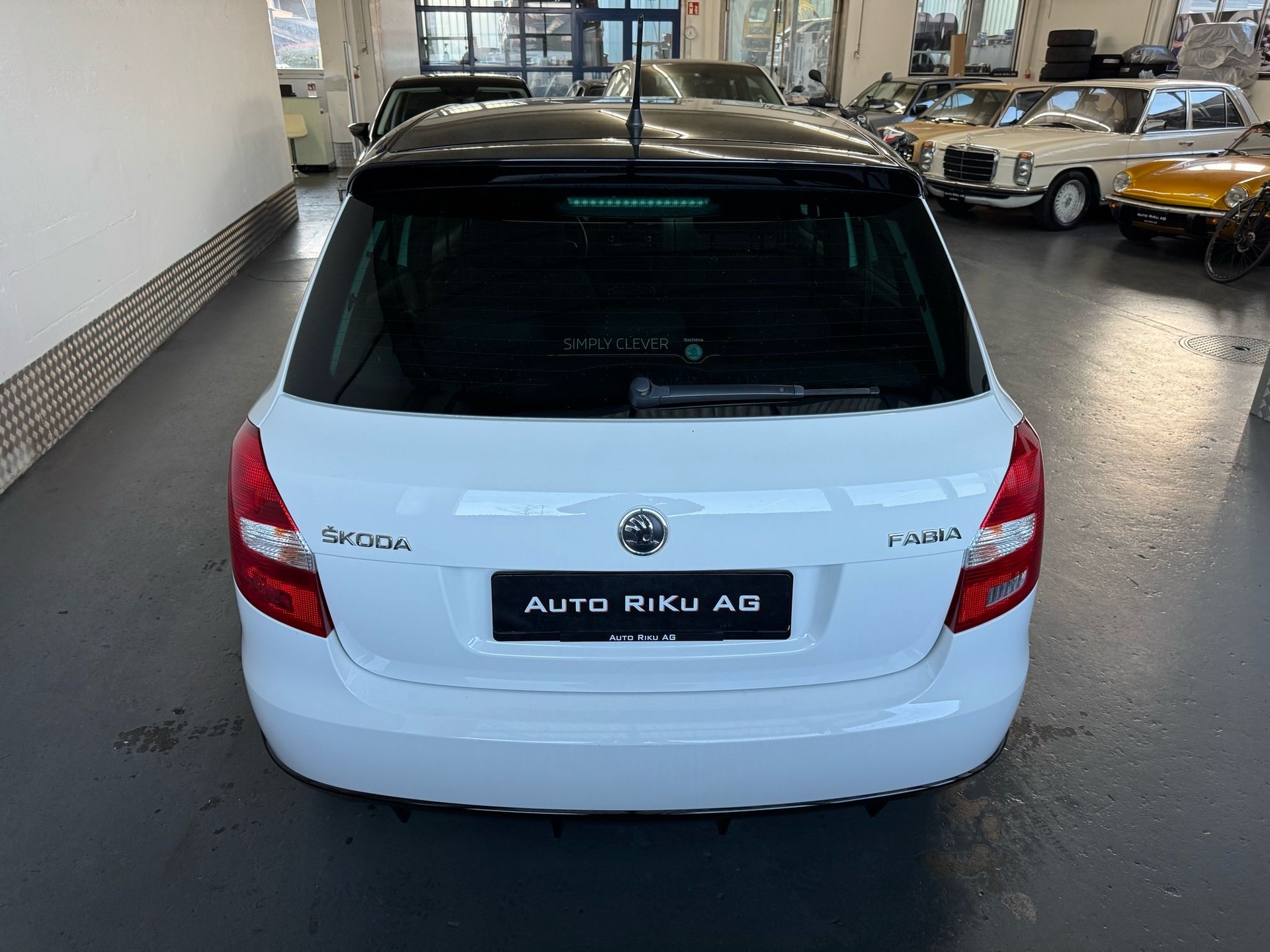 SKODA Fabia 1.2 TSI Monte Carlo-image-8