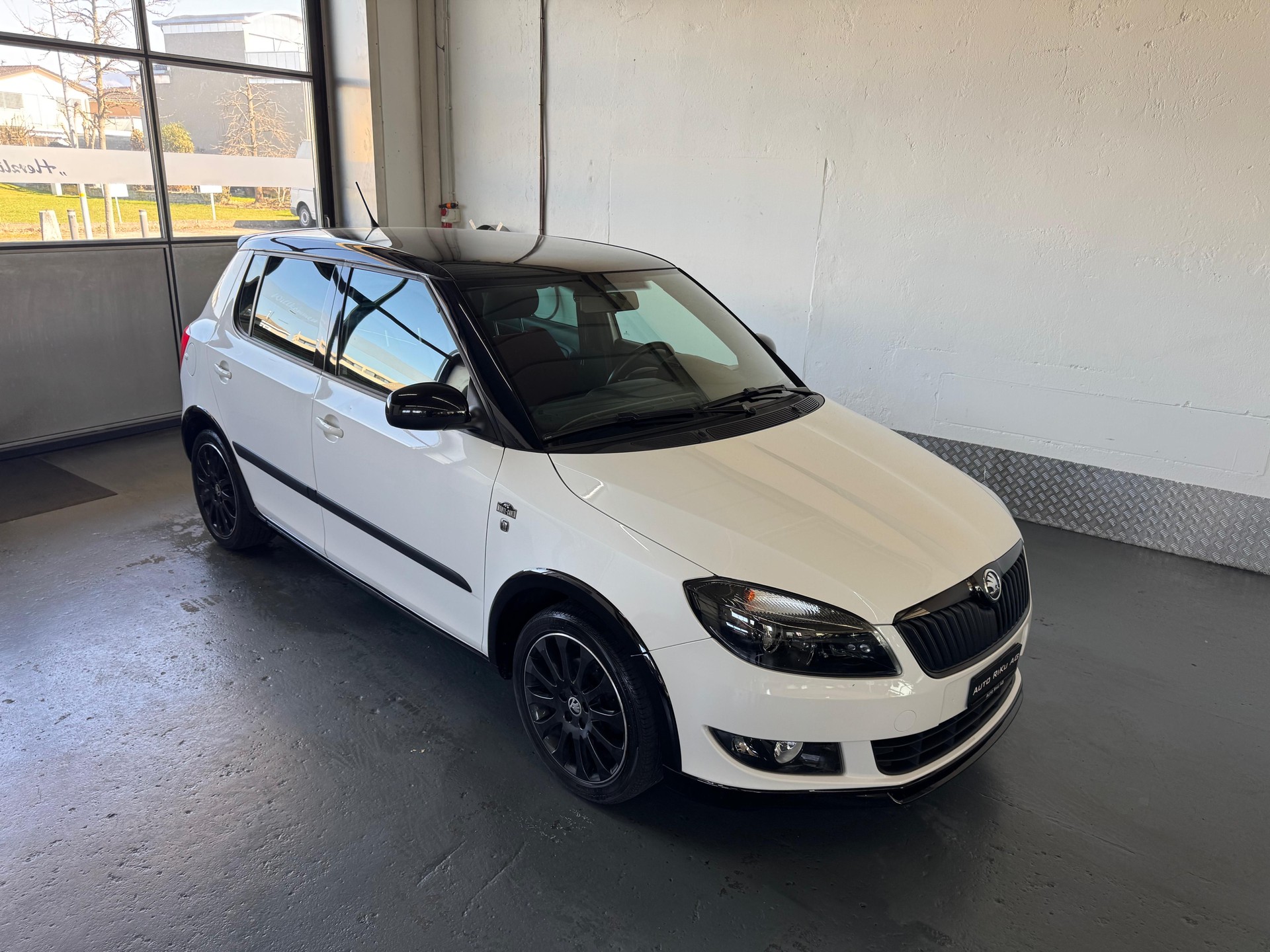 SKODA Fabia 1.2 TSI Monte Carlo-image-0
