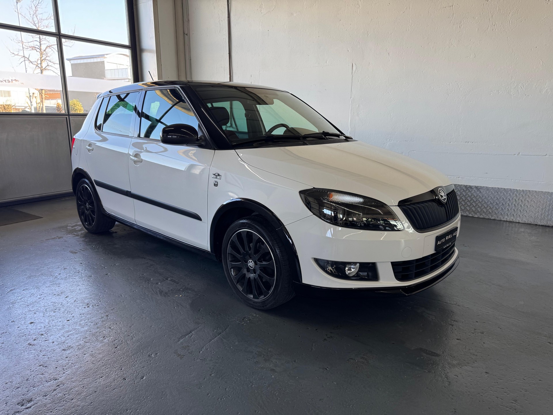 SKODA Fabia 1.2 TSI Monte Carlo-image-1