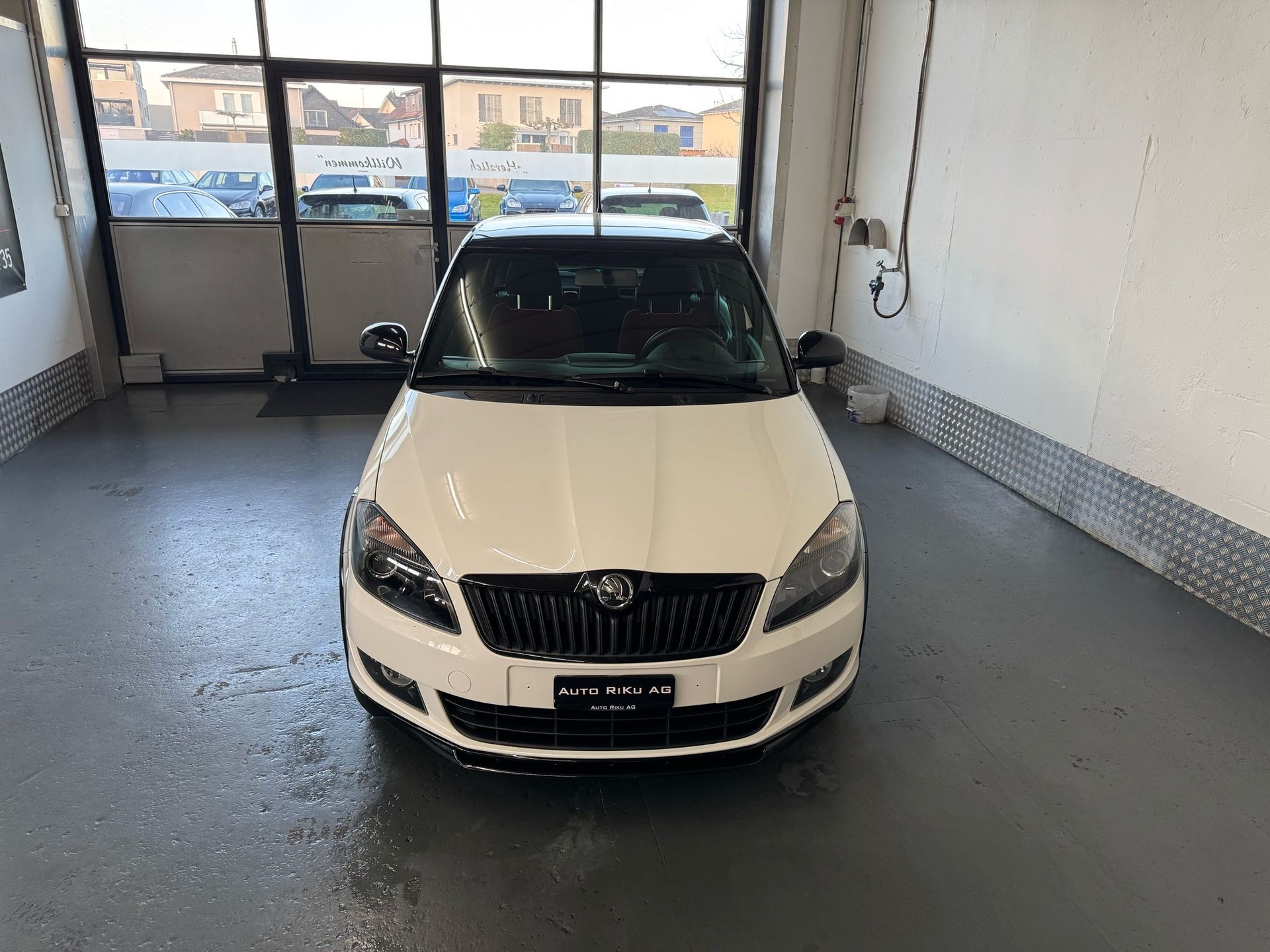 SKODA Fabia 1.2 TSI Monte Carlo-image-2