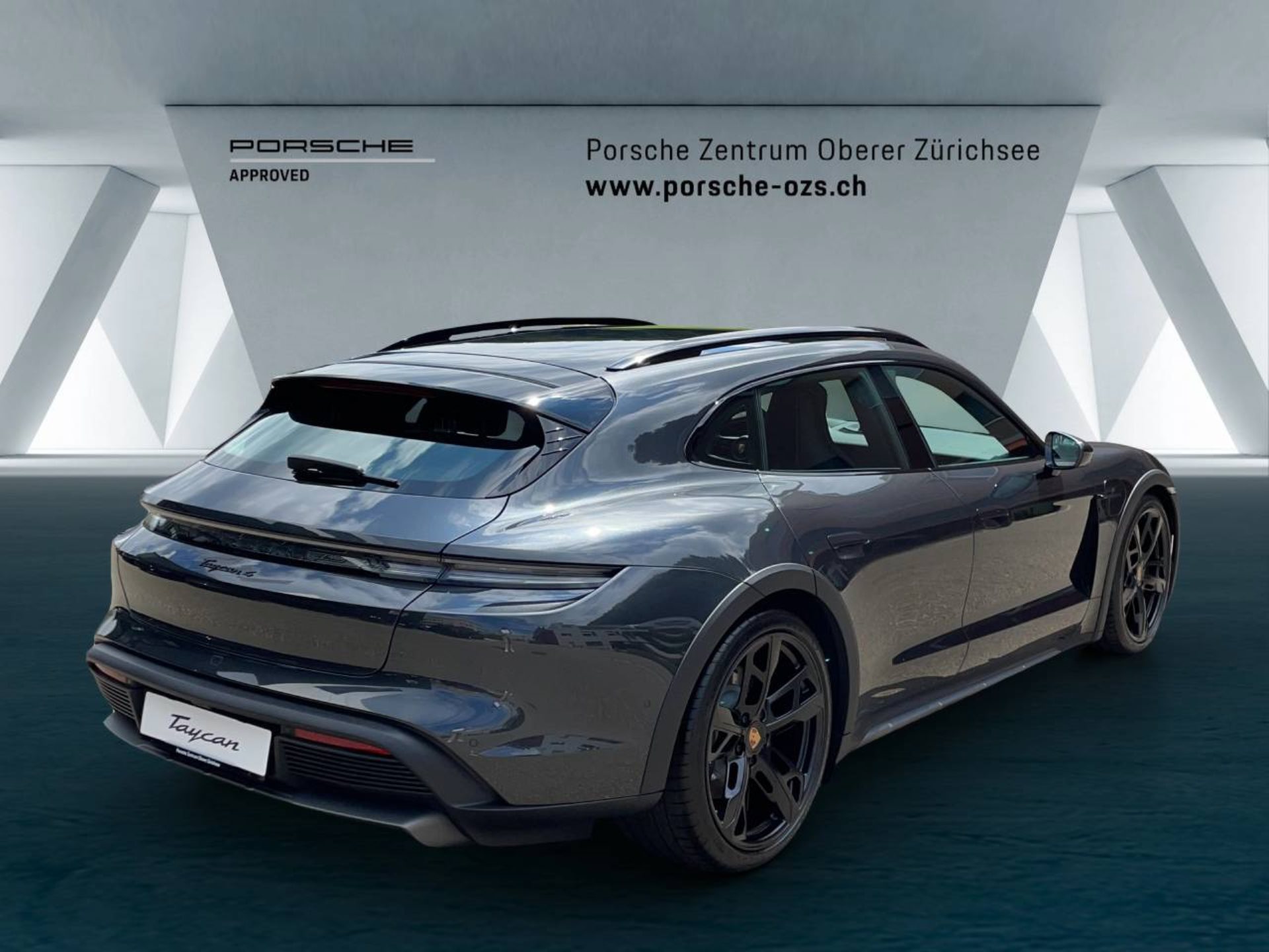 PORSCHE Taycan 4 Cross Turismo-image-4