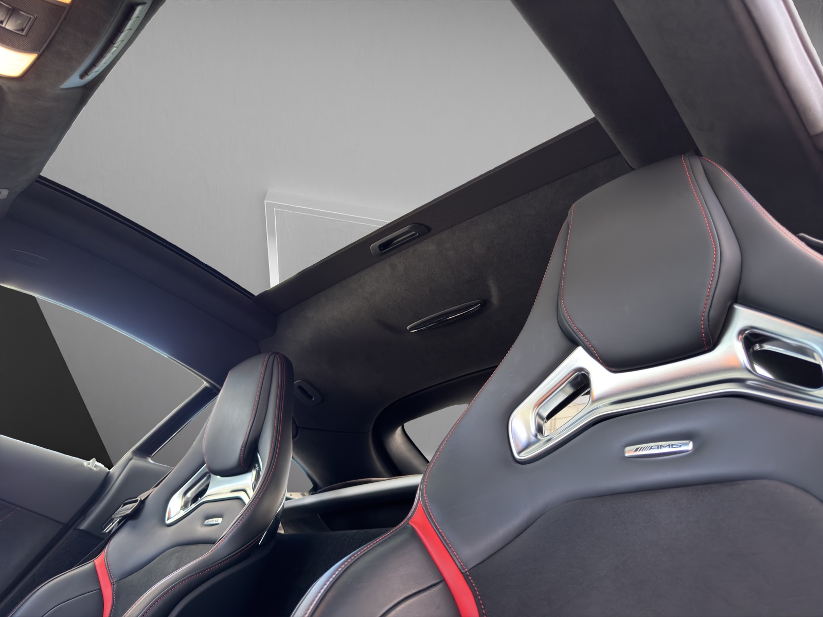 MERCEDES-BENZ AMG GT S-image-13