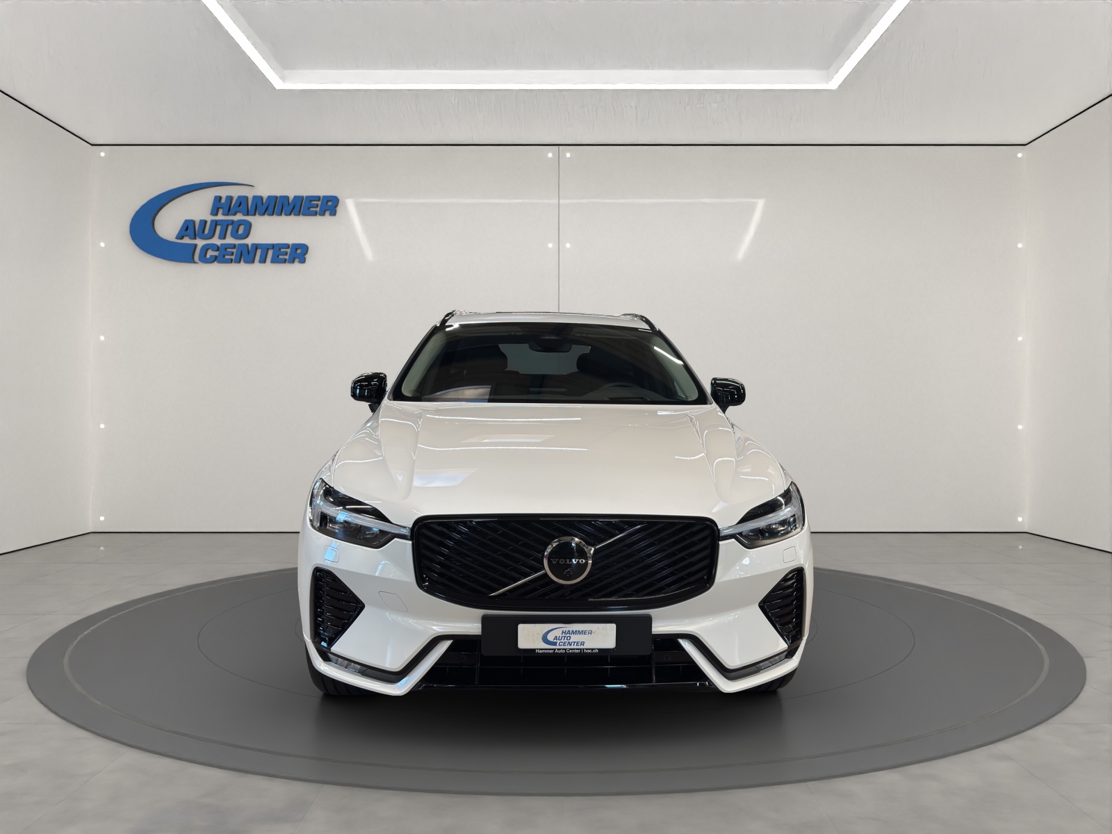 VOLVO XC60 2.0 B5 MH Ultra Dark AWD-image-1