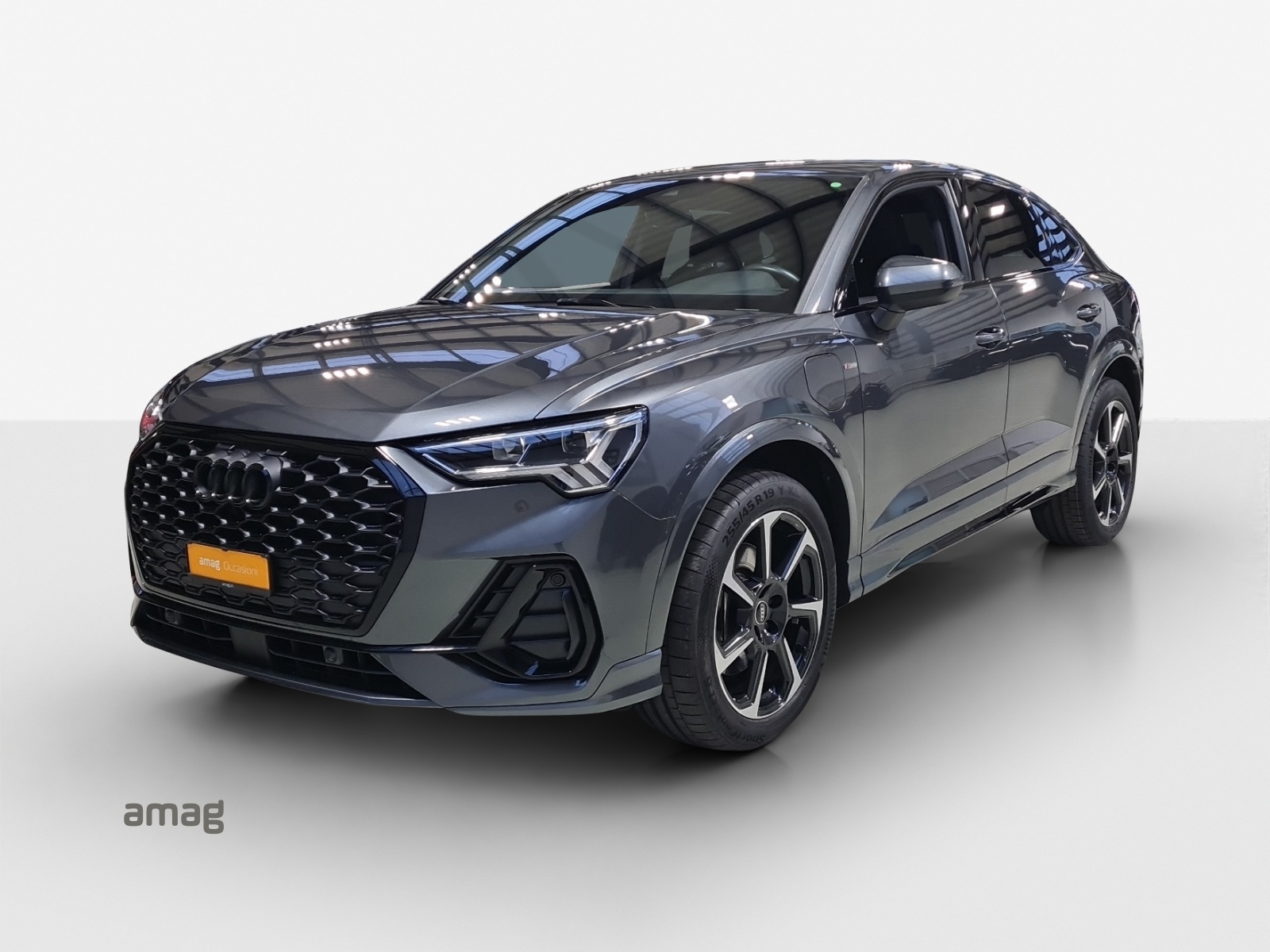 AUDI Q3 Sportback 45 TFSI e S line Attraction S-tronic-image-0