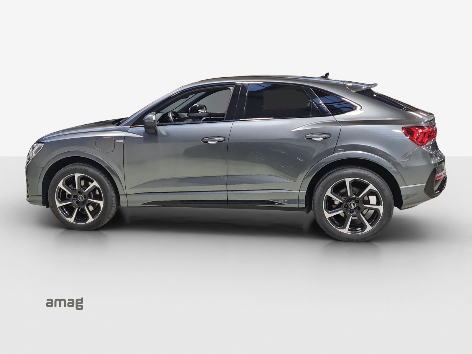 AUDI Q3 Sportback 45 TFSI e S line Attraction-image-2