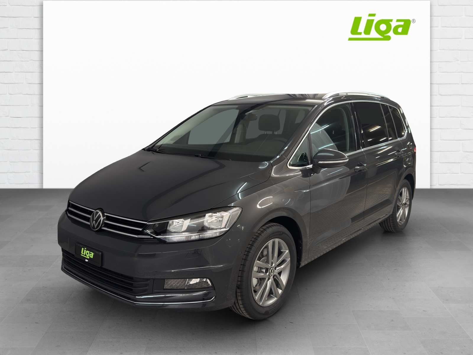 VW Touran 2.0 TDI SCR Highline DSG-image-1