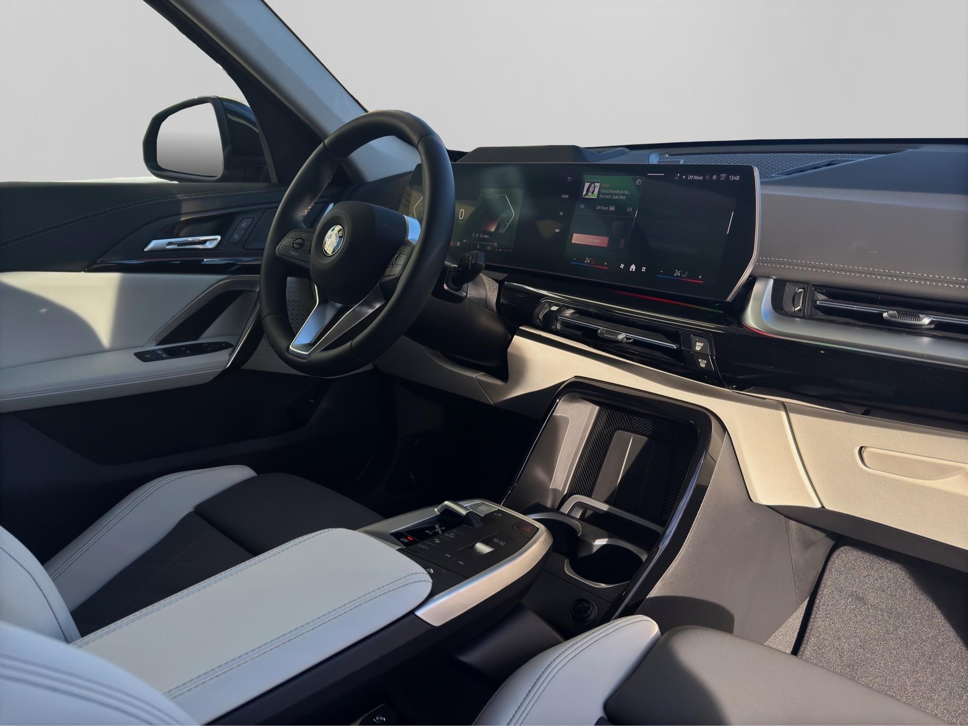 BMW X1 20d xDrive-image-14