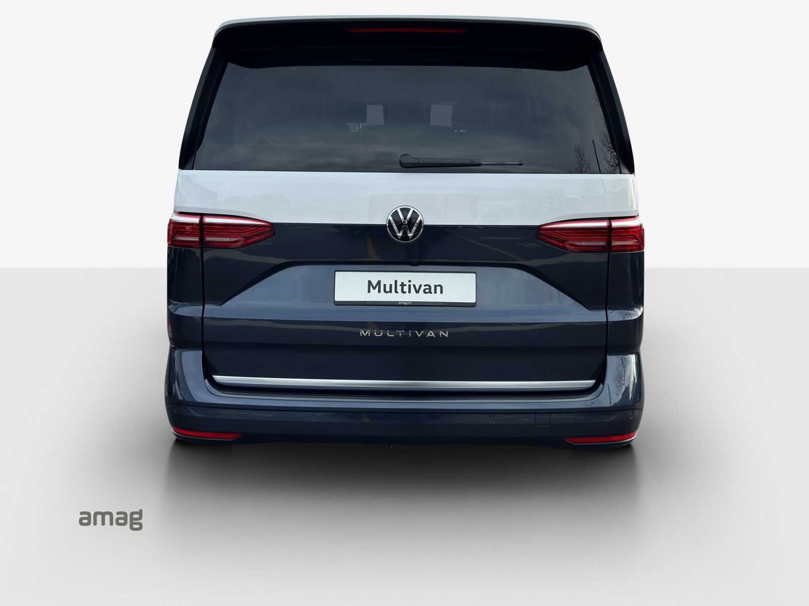 VW Multivan 2.0 TDI Style Liberty DSG Lang-image-3