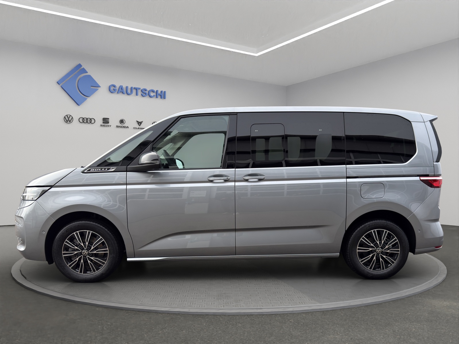 VW Multivan Liberty kurz 2.0 TDI-image-1