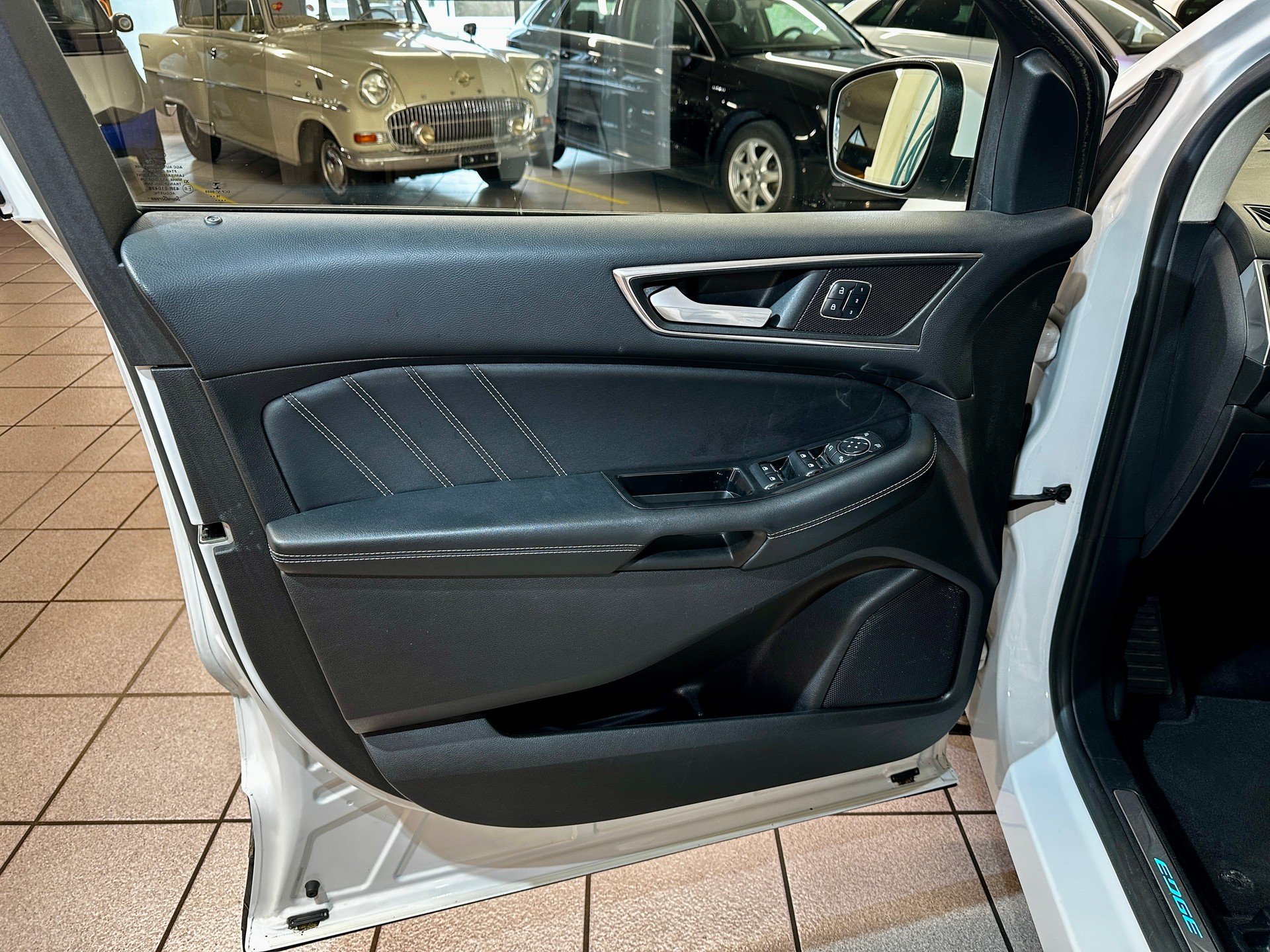 FORD Edge 2.0 TDCi Sport 4WD PowerShift-image-13