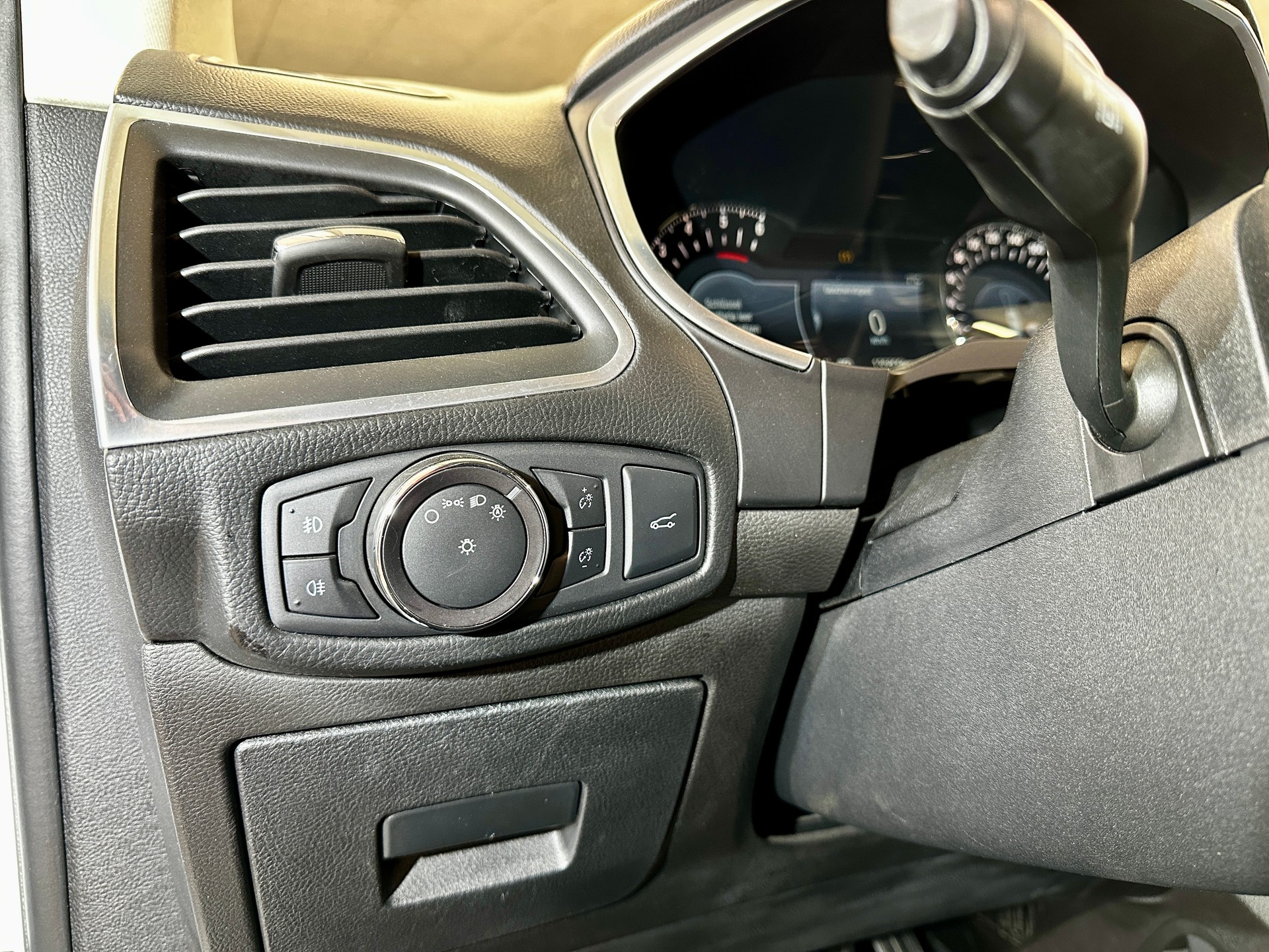 FORD Edge 2.0 TDCi Sport 4WD PowerShift-image-24