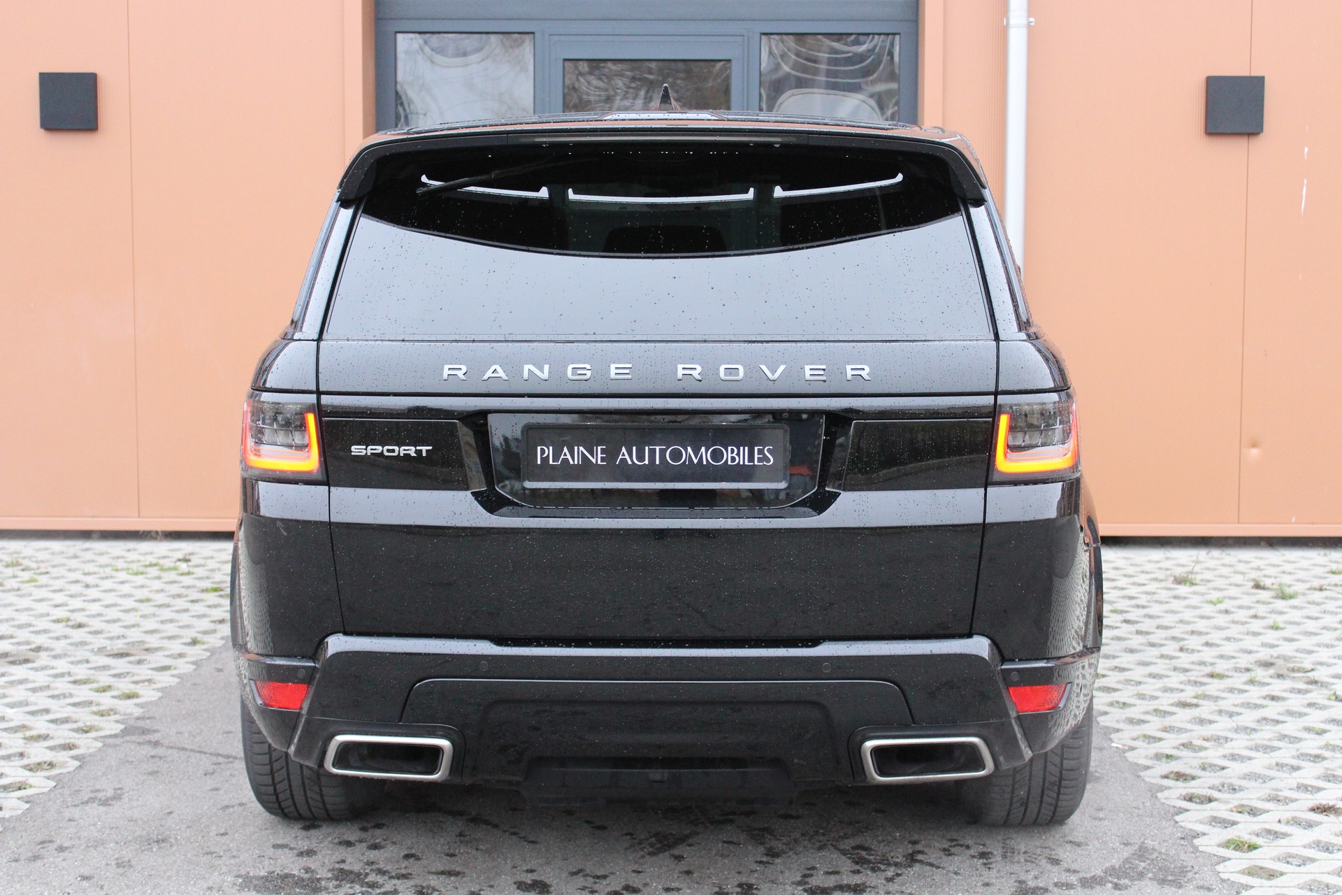 LAND ROVER Range Rover Sport 5.0 V8 S/C HSE Dynamic Automatic - "Véhicule CH * 8 Roues * Son Meridian * Caméra 360' * Ecran Arrière"-image-5