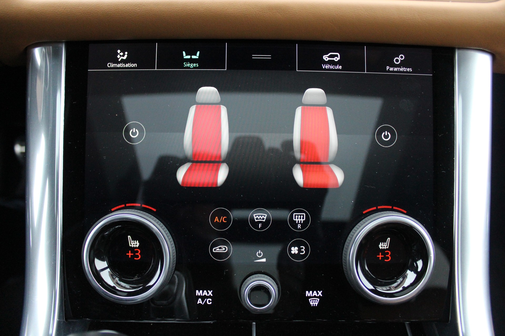 LAND ROVER Range Rover Sport 5.0 V8 S/C HSE Dynamic Automatic - "Véhicule CH * 8 Roues * Son Meridian * Caméra 360' * Ecran Arrière"-image-14