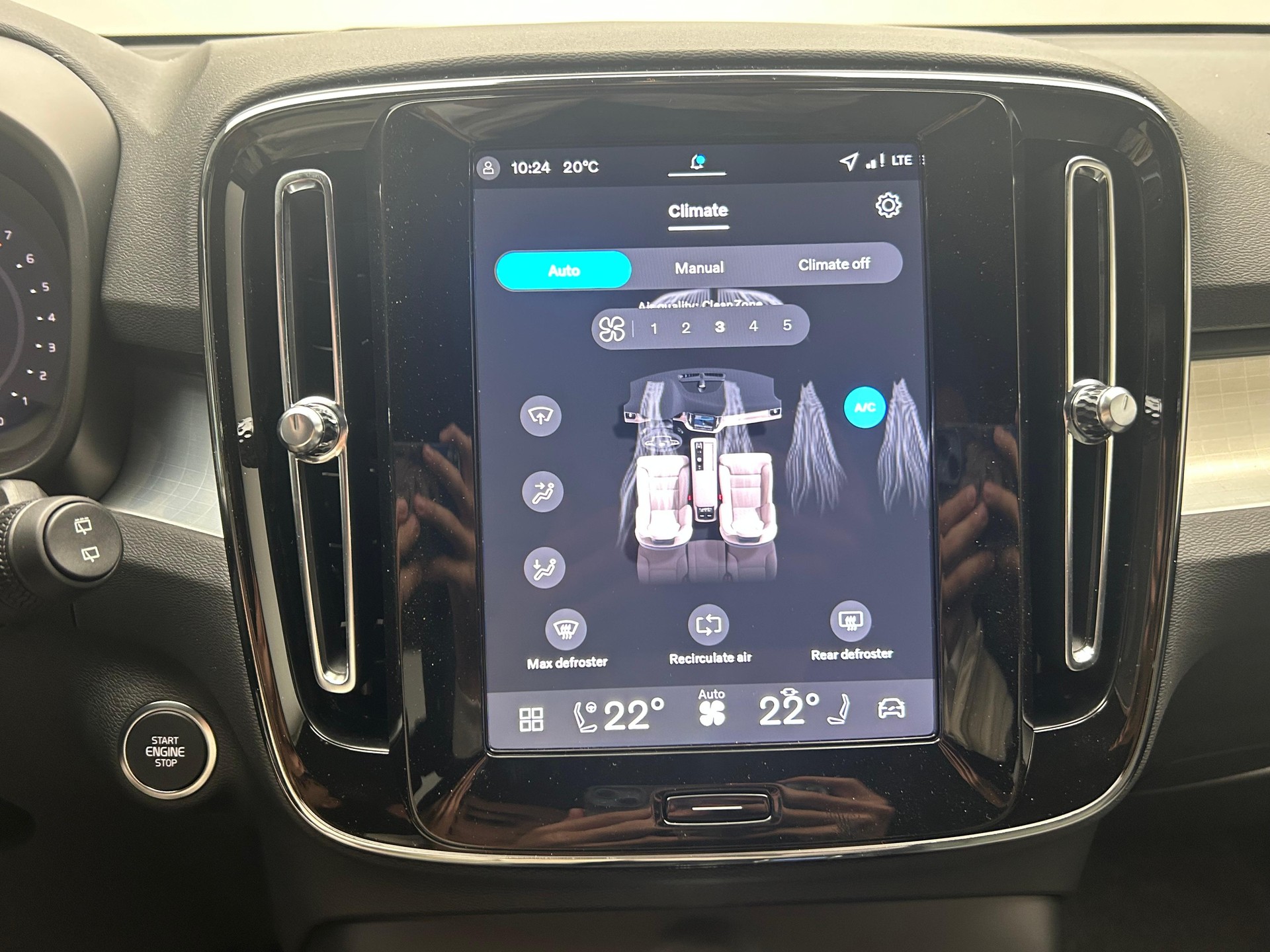 VOLVO XC40 2.0 B3 MH XCITE-image-11