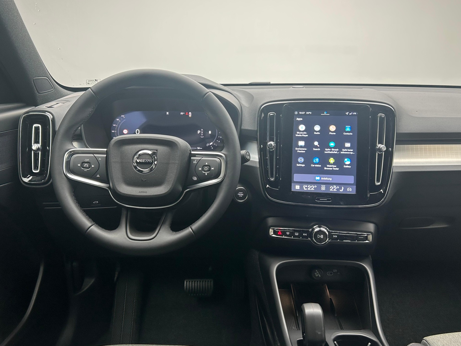VOLVO XC40 2.0 B3 MH XCITE-image-18