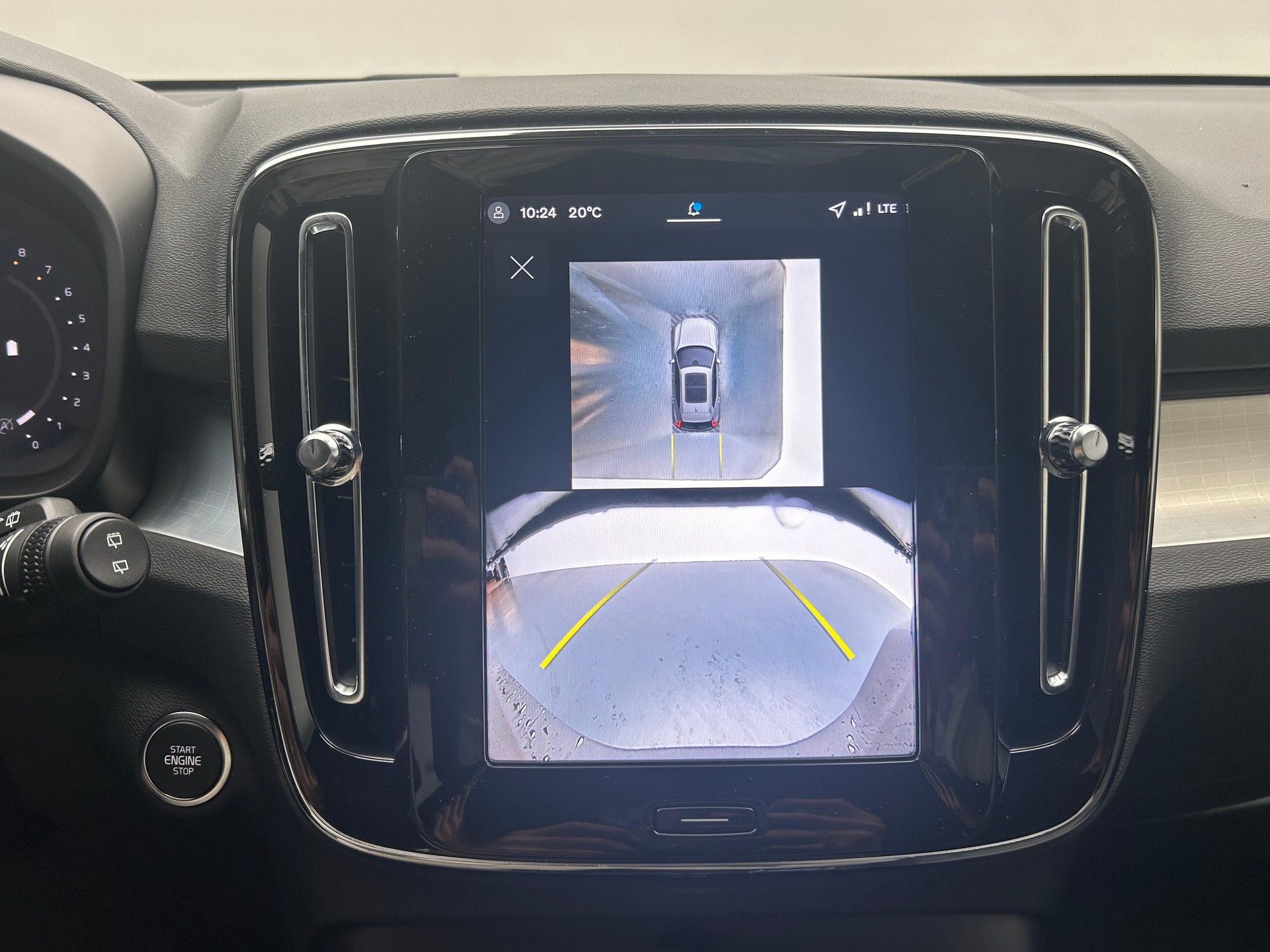 VOLVO XC40 2.0 B3 MH XCITE-image-12