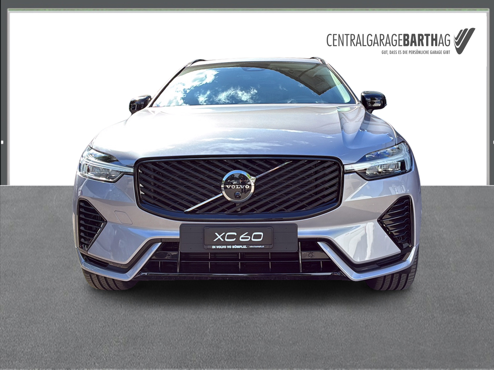 VOLVO XC60 2.0 T6 TE Plus Dark eAWD-image-1