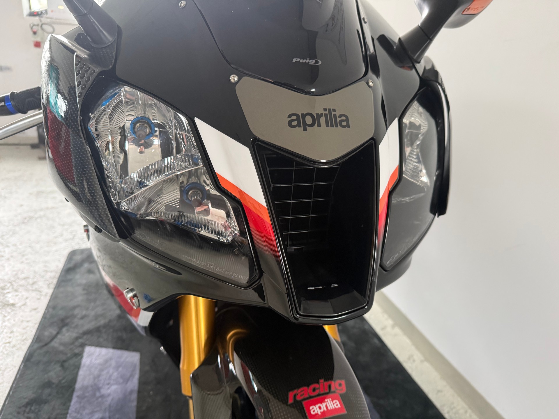 APRILIA RSV 1000 R I.E. Factory-image-4