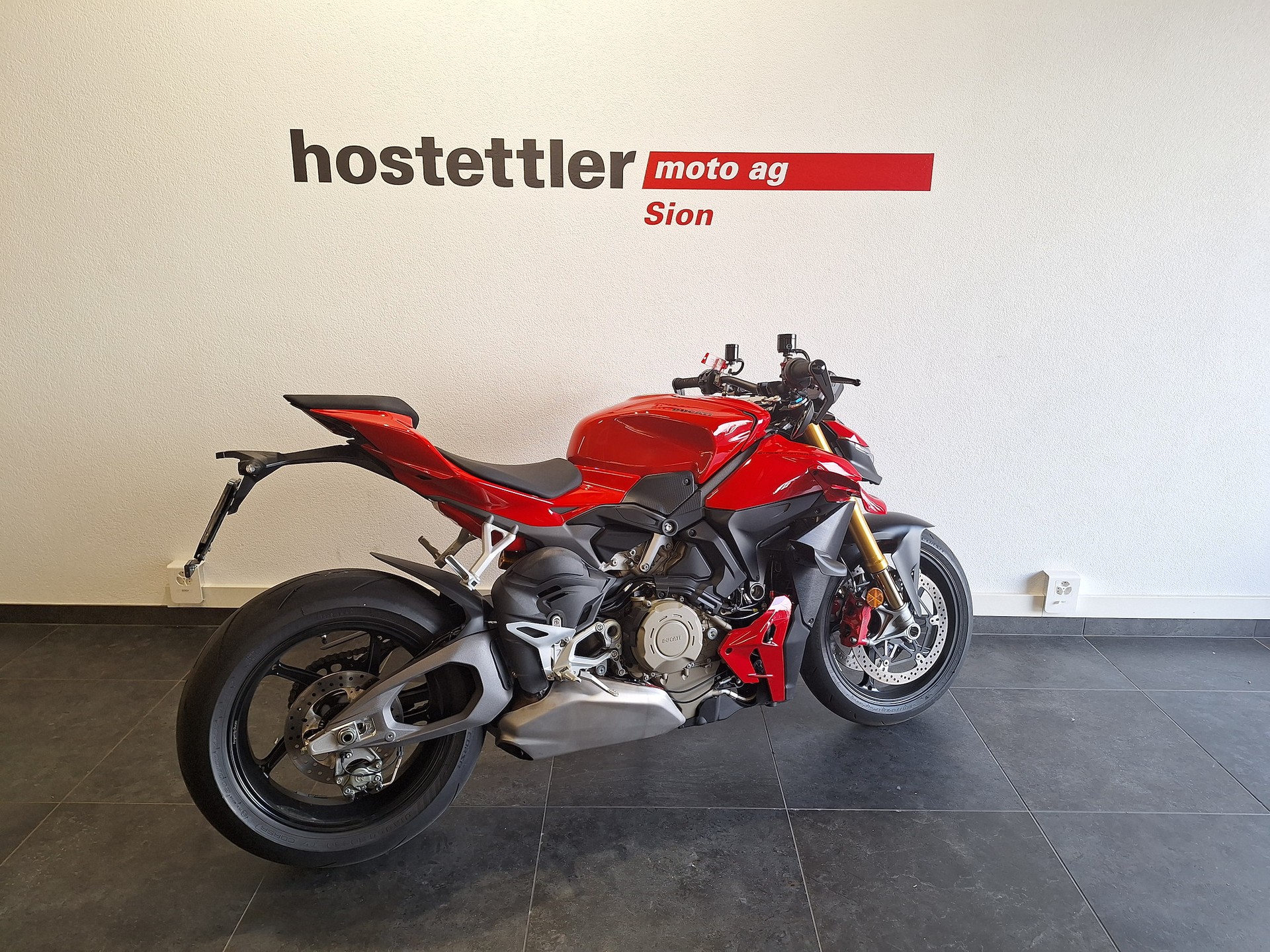 DUCATI Streetfighter V4 S-showroom-element-3