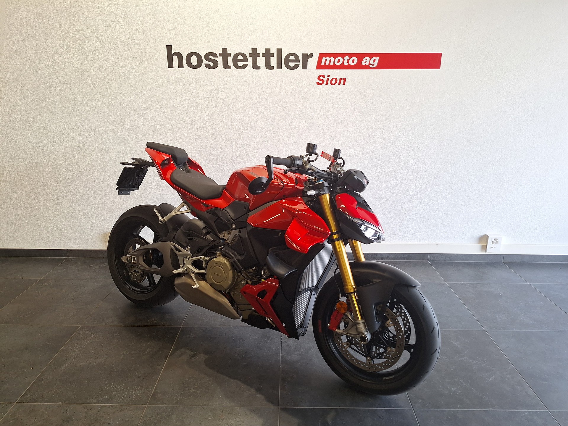 DUCATI Streetfighter V4 S