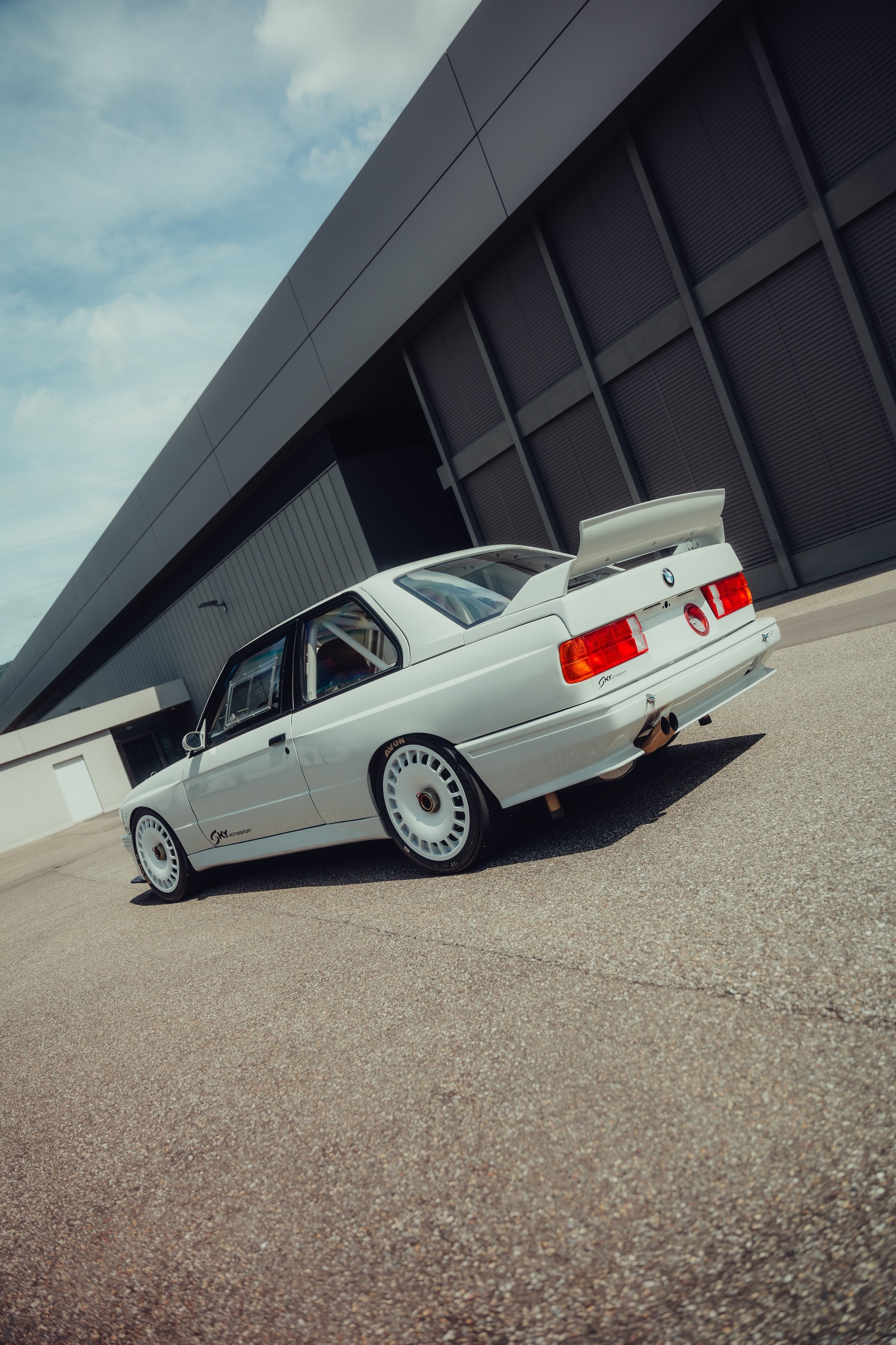 BMW M3-image-5