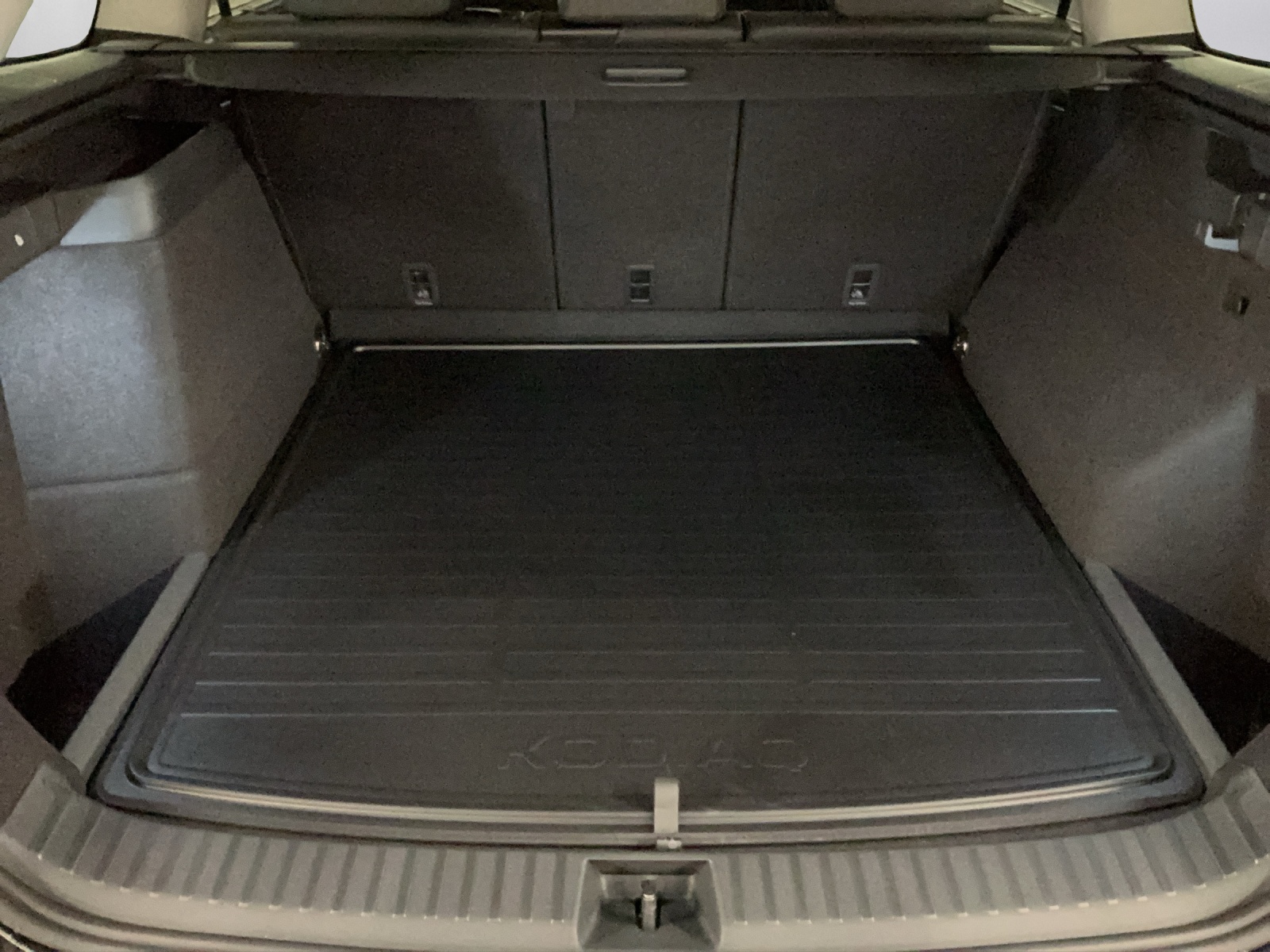 SKODA Kodiaq 1.5 TSI PHEV Dynamic-image-11